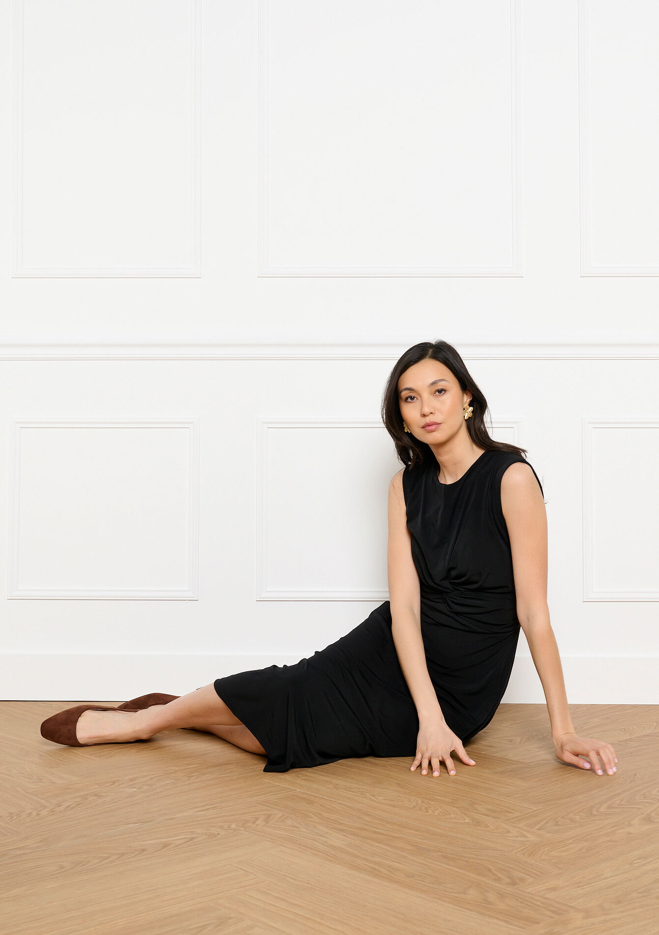 Mouwloze midi jurk met drapage