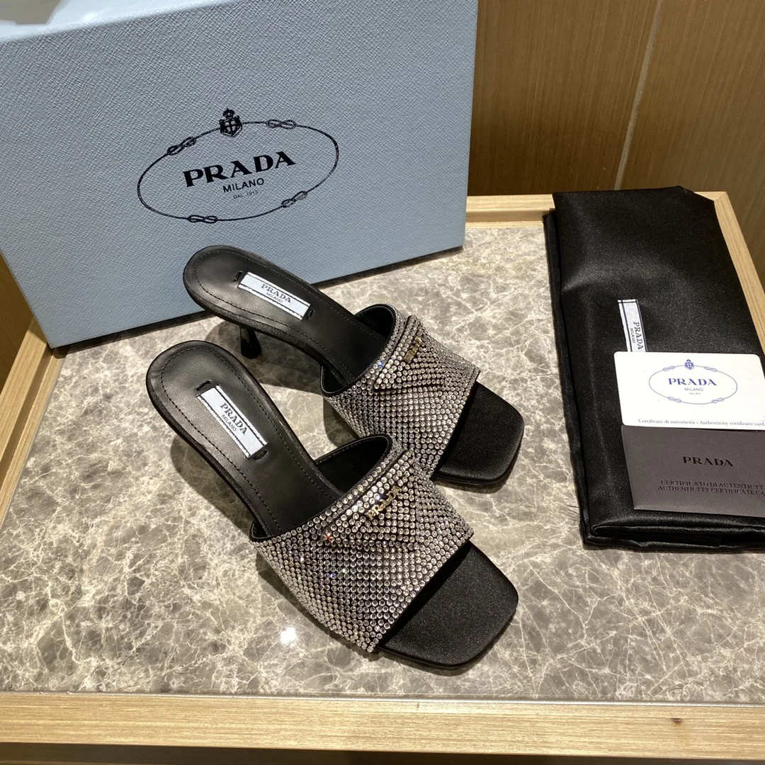 Prada  Crystal Silk  Slipsole Fashion Flip-flops  Sandals Slide