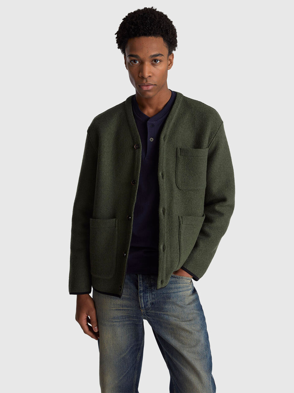 Jacket with pockets in viscose and wool blend