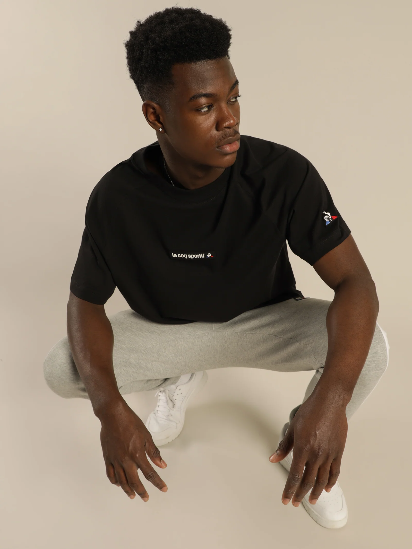 Monde Raglan T-Shirt