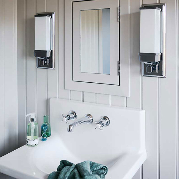 Kinkiet polerowany chrom Cambridge 1xG9x3W wym:36x12x11,2cm IP44 Elstead