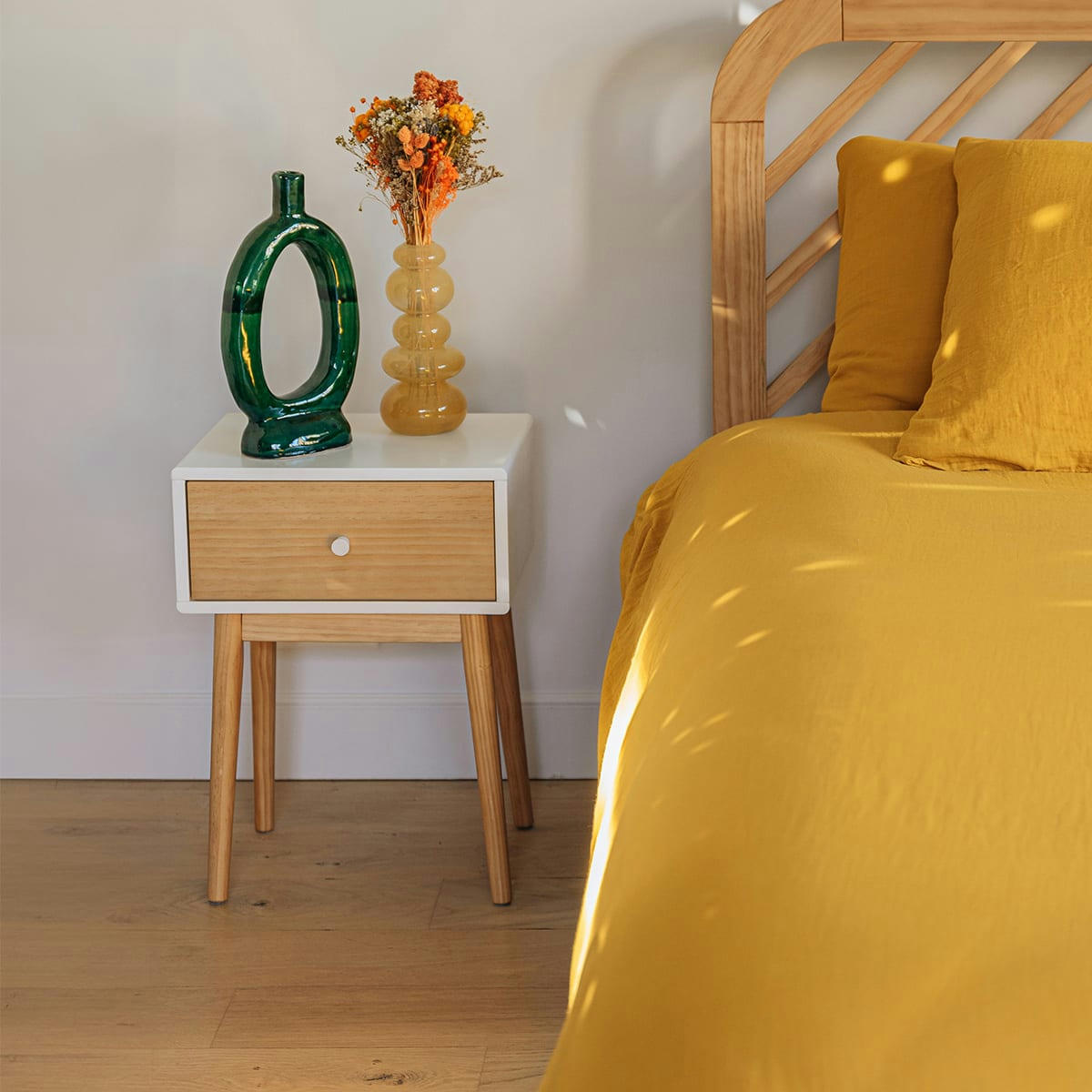 - Table de chevet en bois blanc Alba x2