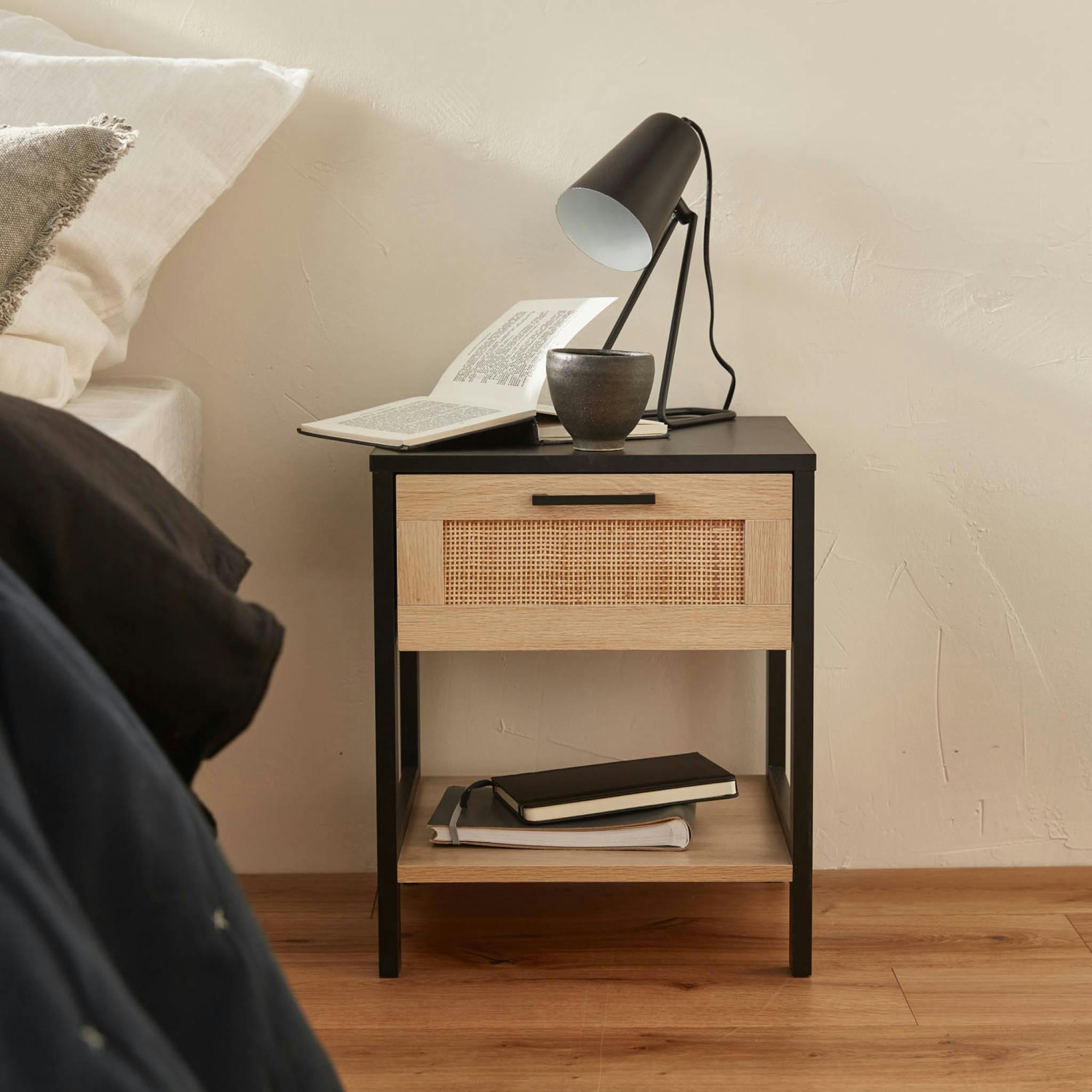 BIANCA - Table de chevet noir et cannage 40 x 40 x 48cm