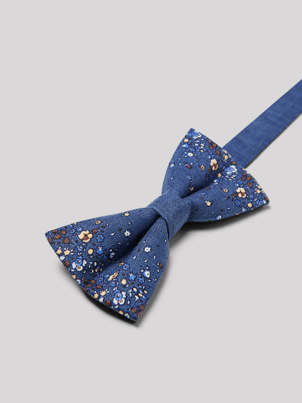 Noeud papillon en lin fleuri