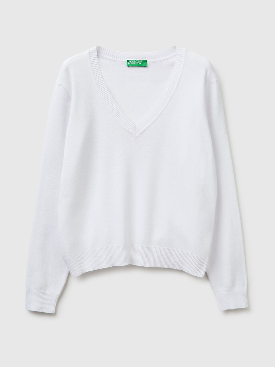 White V-neck sweater in tricot cotton
