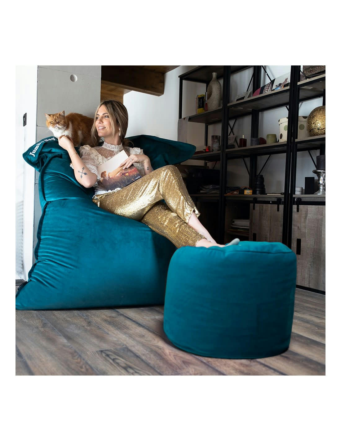 JUMBO VELVET - Pouf rond d'intérieur en velours bleu paon