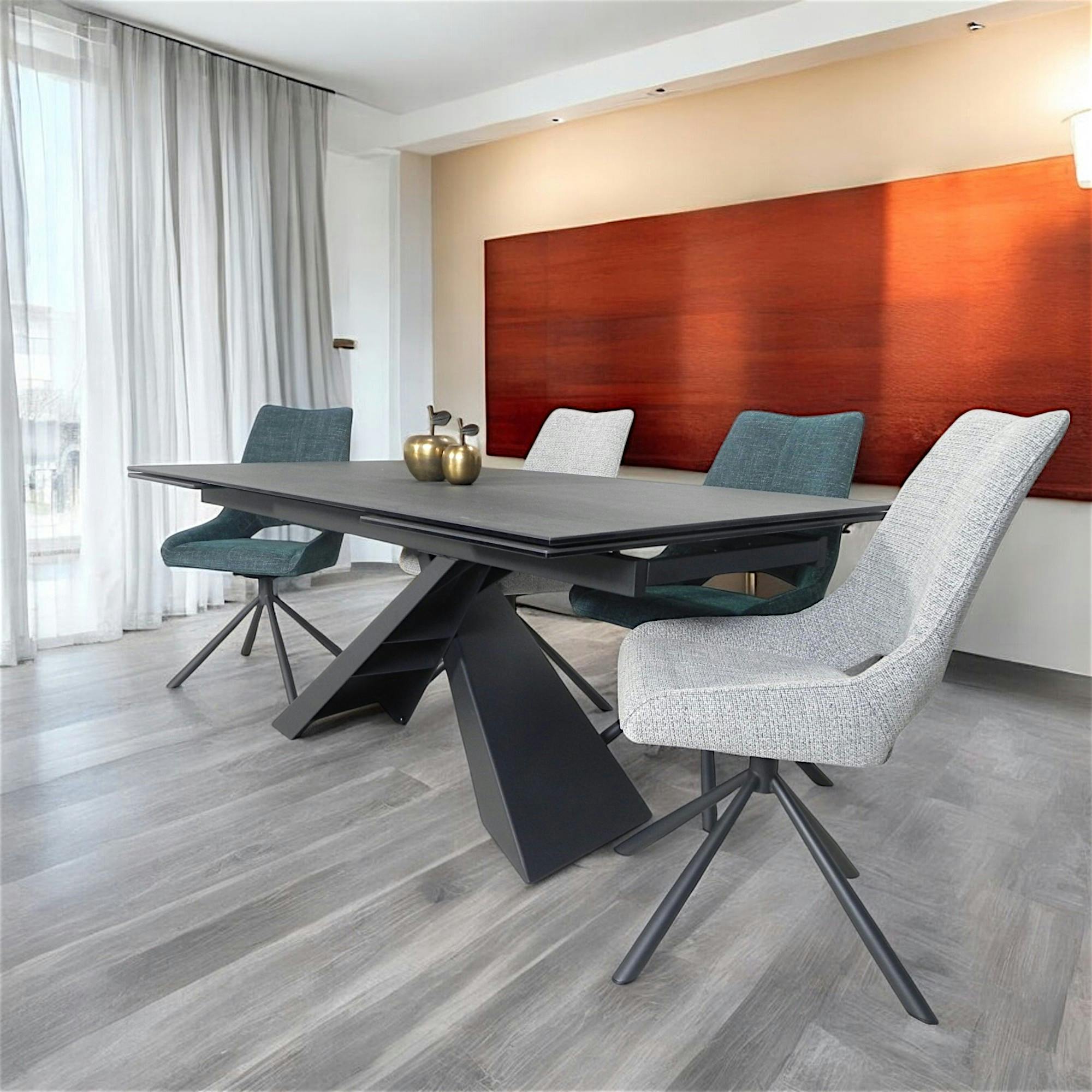 Table à manger en céramique grise avec pied en croix 180-280 cm LOMBARDIE