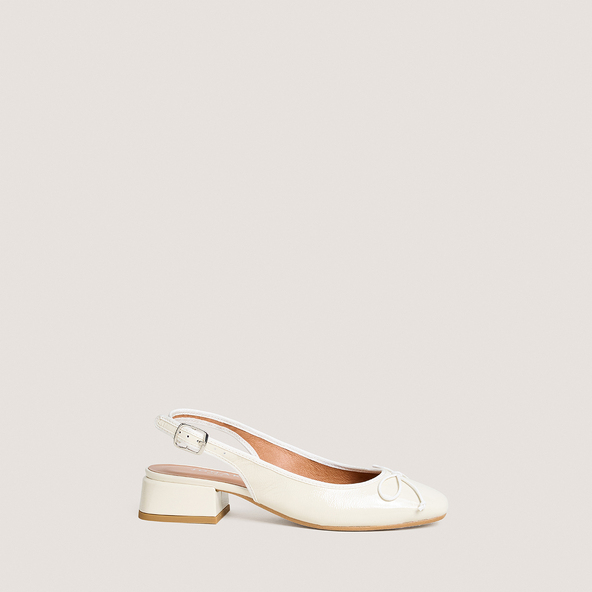 Ballerines slingbacksen vernis plissé écru | DYBILO