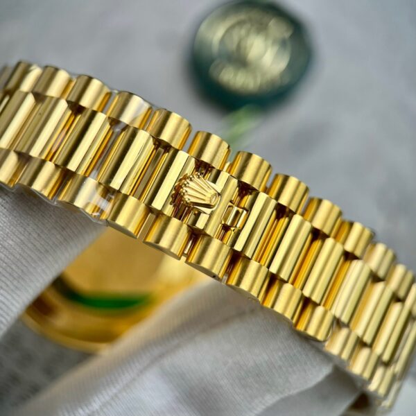 Rolex Day-Date YG Plated Gold Dial With Diamonds 40mm Super Clone