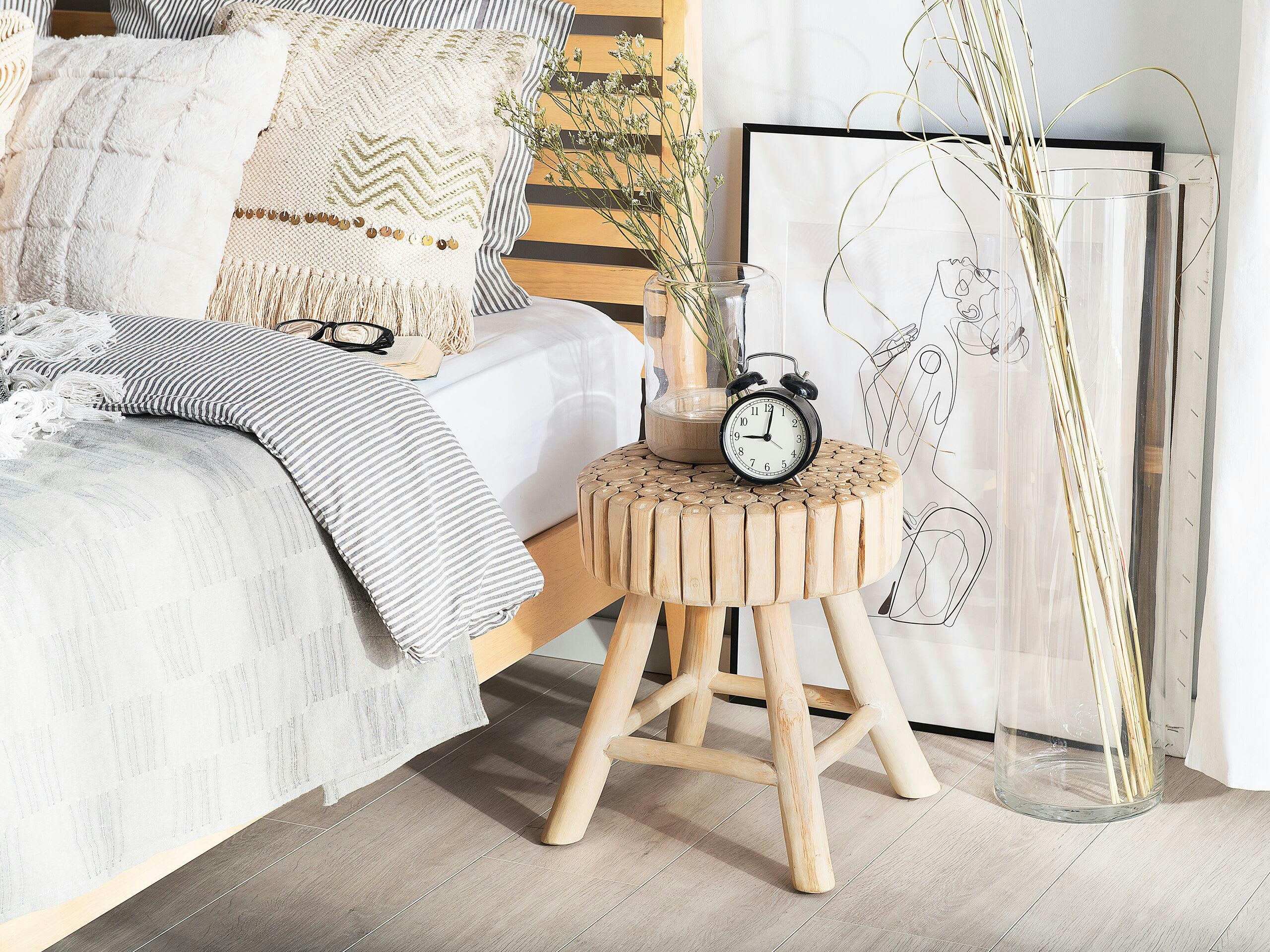NAMPA - Petit tabouret en bois clair