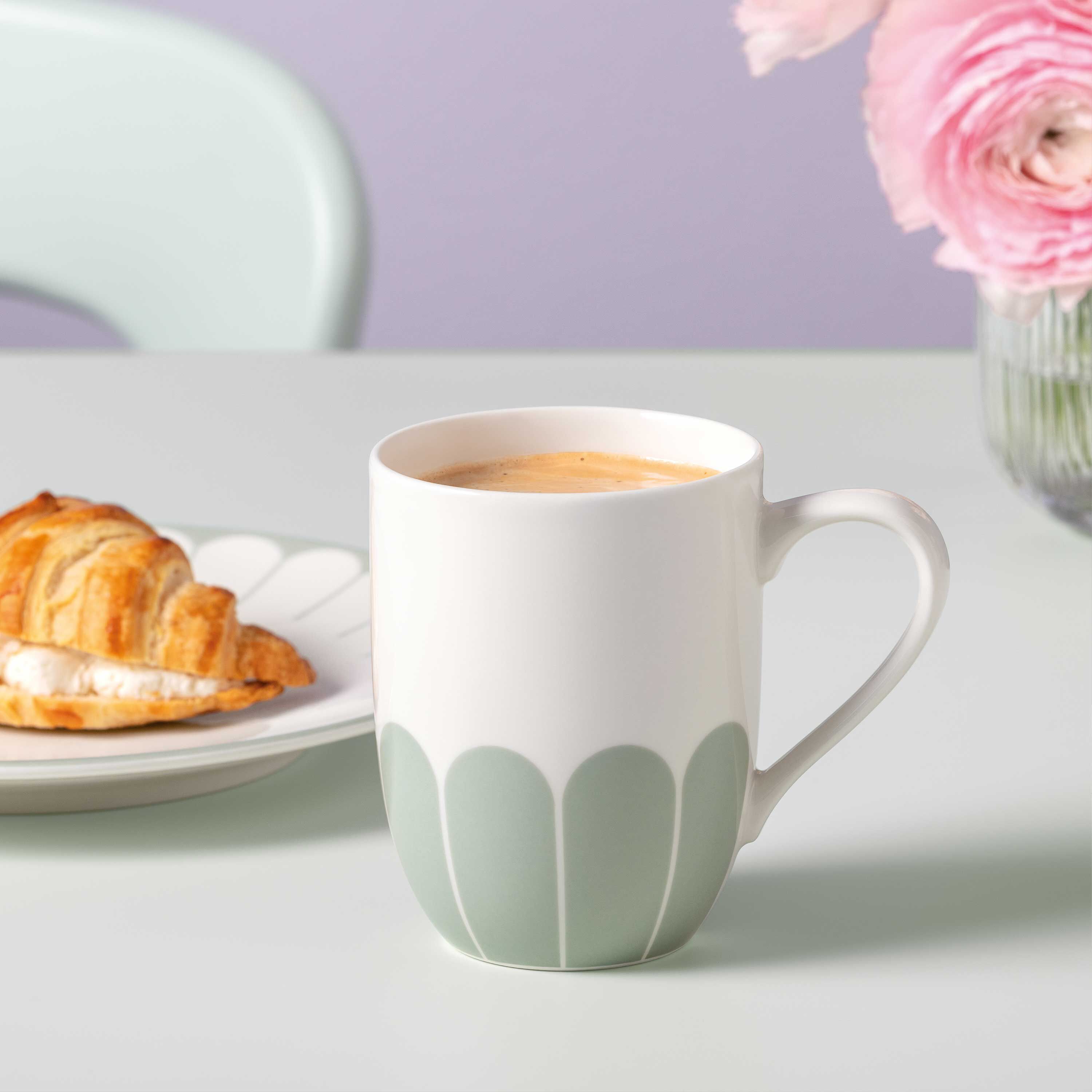 Fleur Mug - Green, 9.9 oz, Premium Porcelain