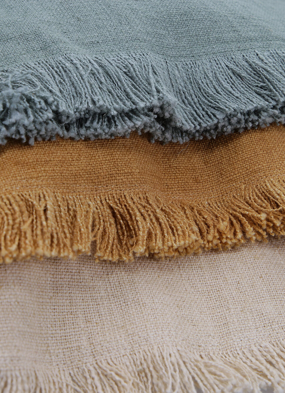 HOUSSE DE COUSSIN à FRANGES COTON ET LIN JAUNE