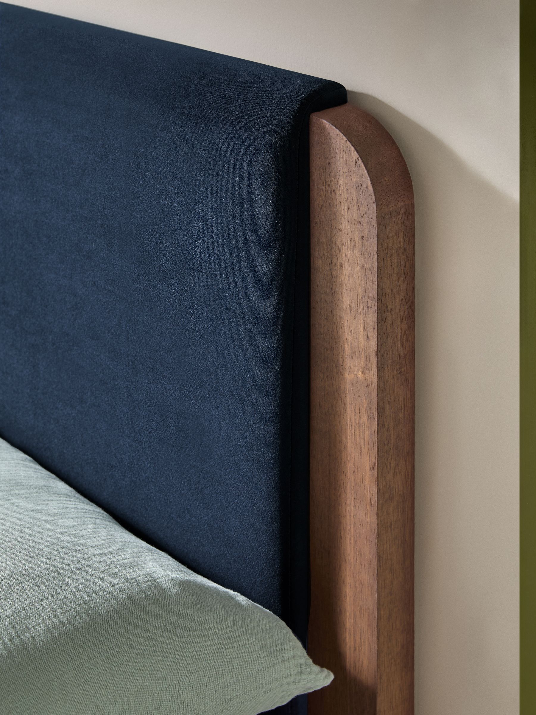 Evander Bed in Velvet Dark Midnight Blue