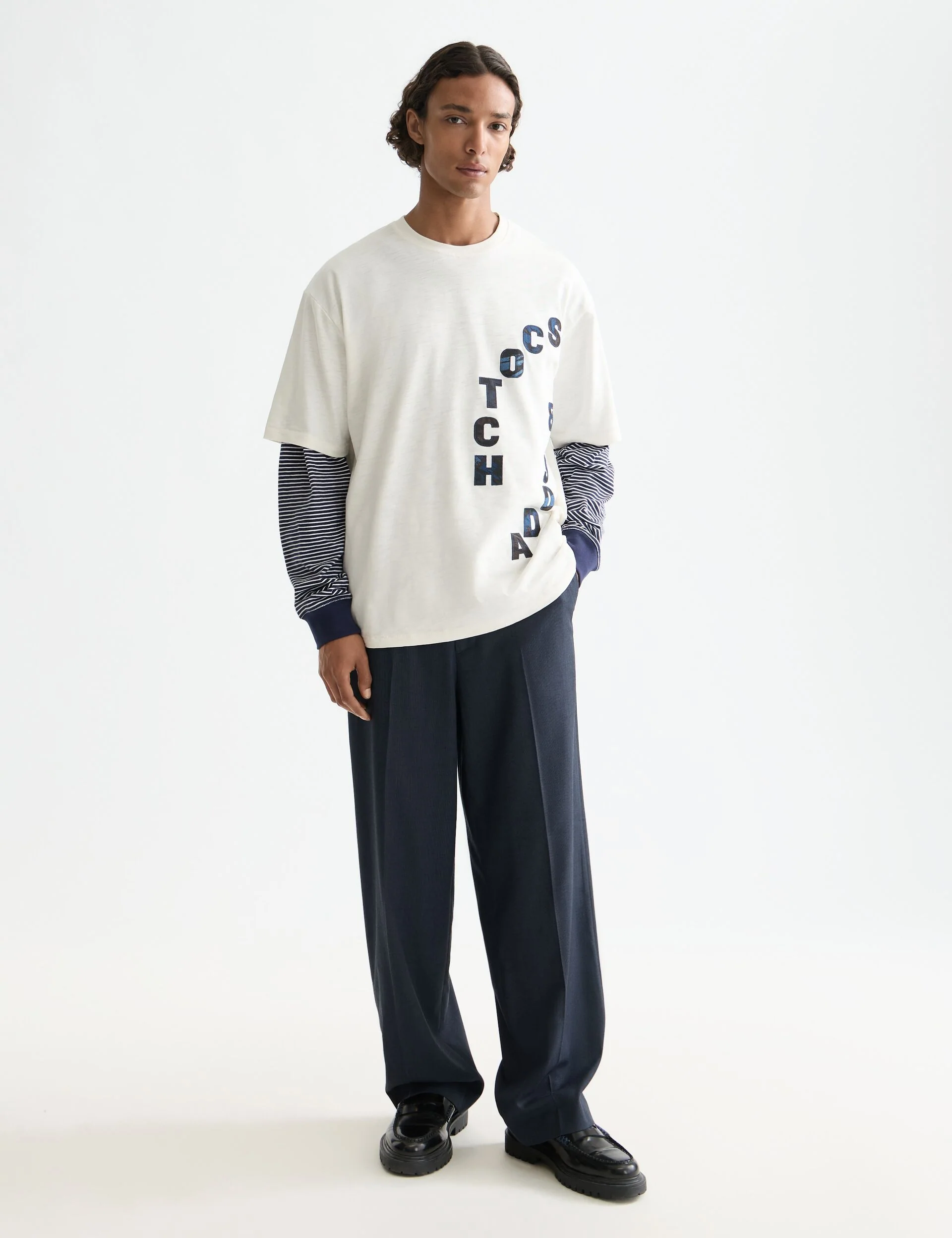 Loose Fit Applique T-shirt