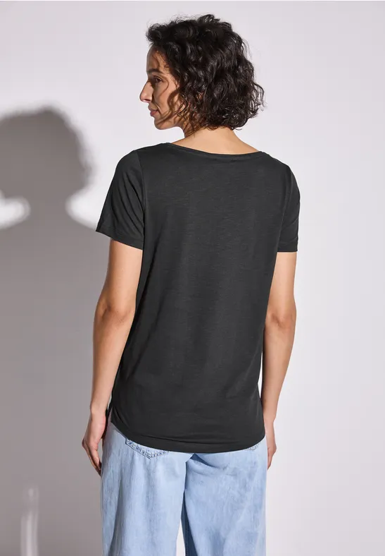 Basic T-Shirt in Unifarbe