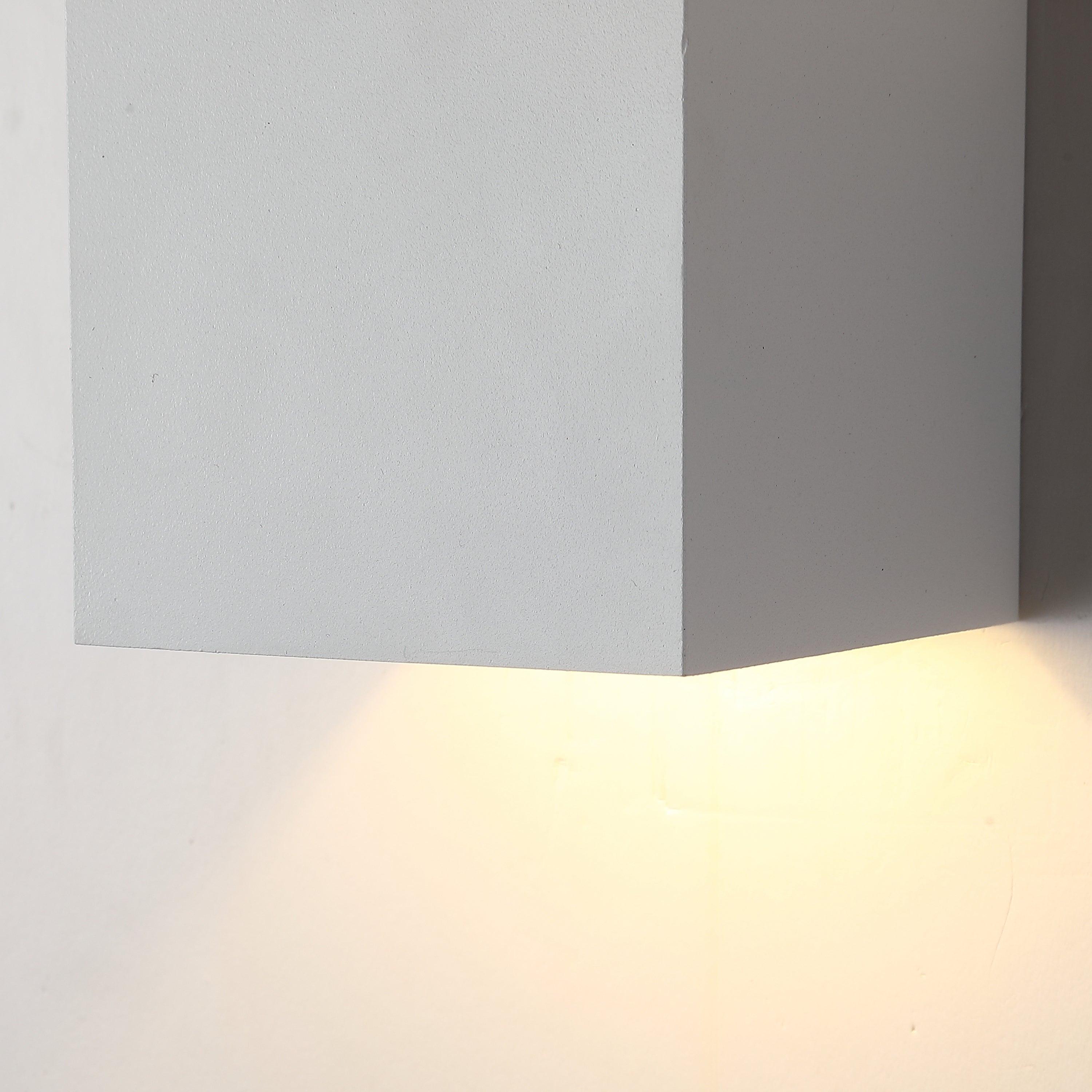 Searchlight Wall Wandlamp Vierkant - H 9,7 cm - Wit