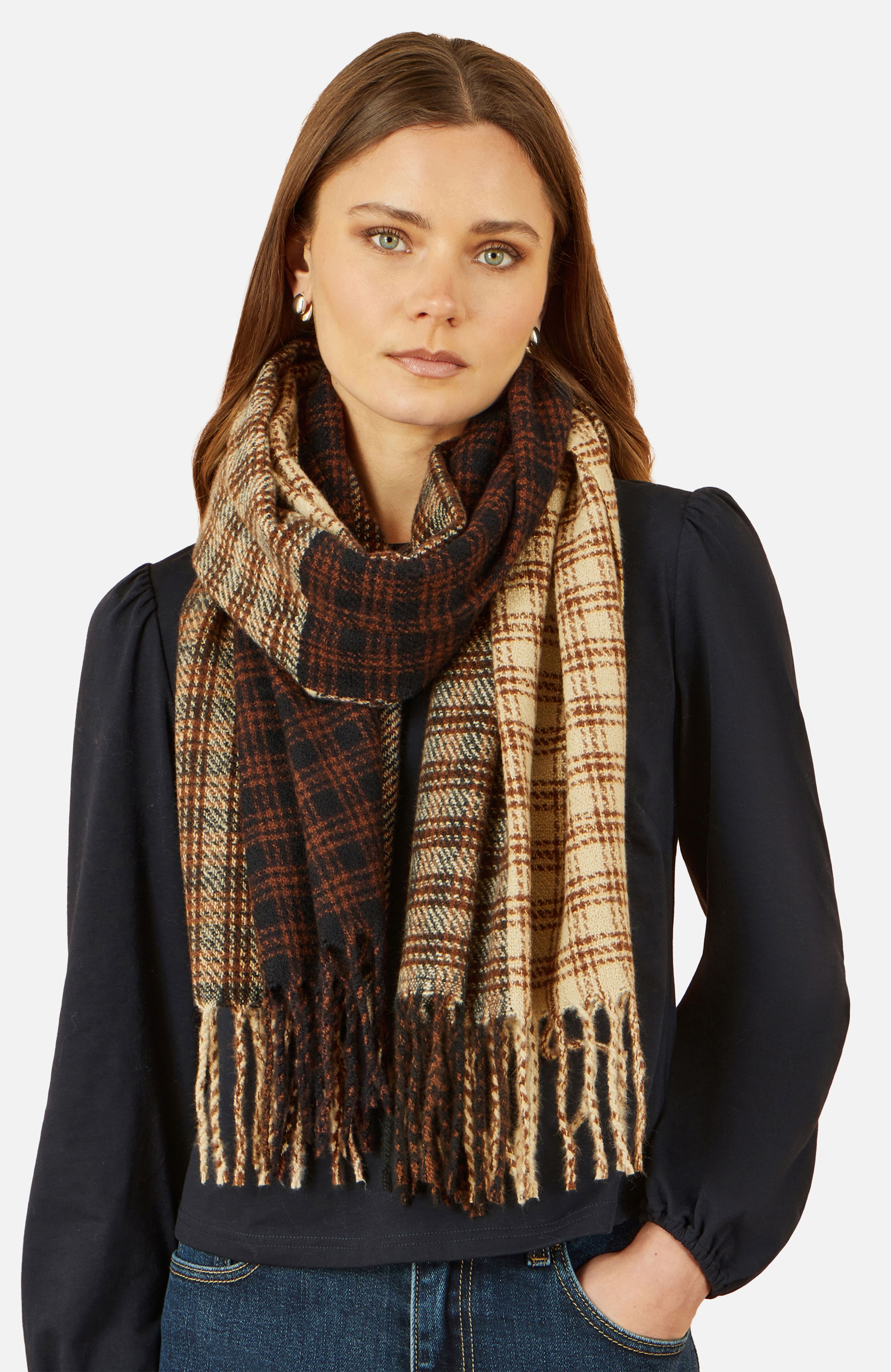 Yumi Mixed Check Brown Scarf