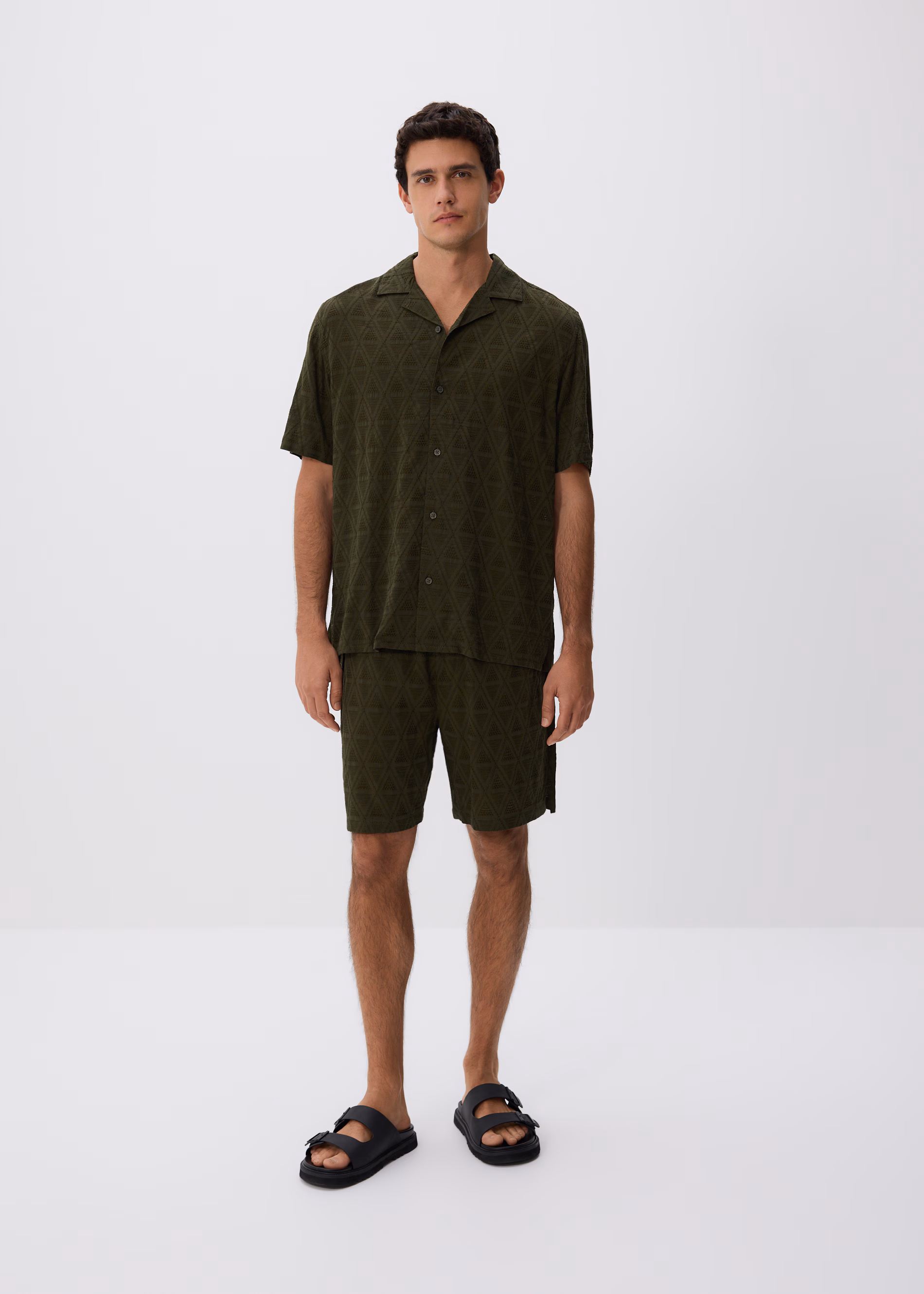 Szorty slim fit