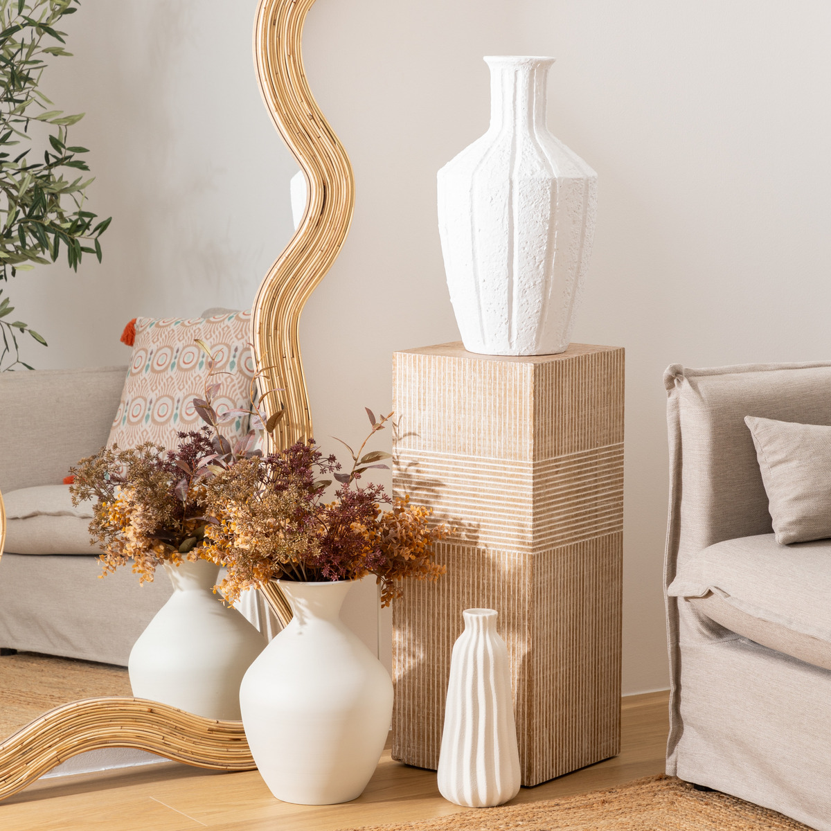 Antique vase "Nolwi" Ceramic, White, H.48 cm