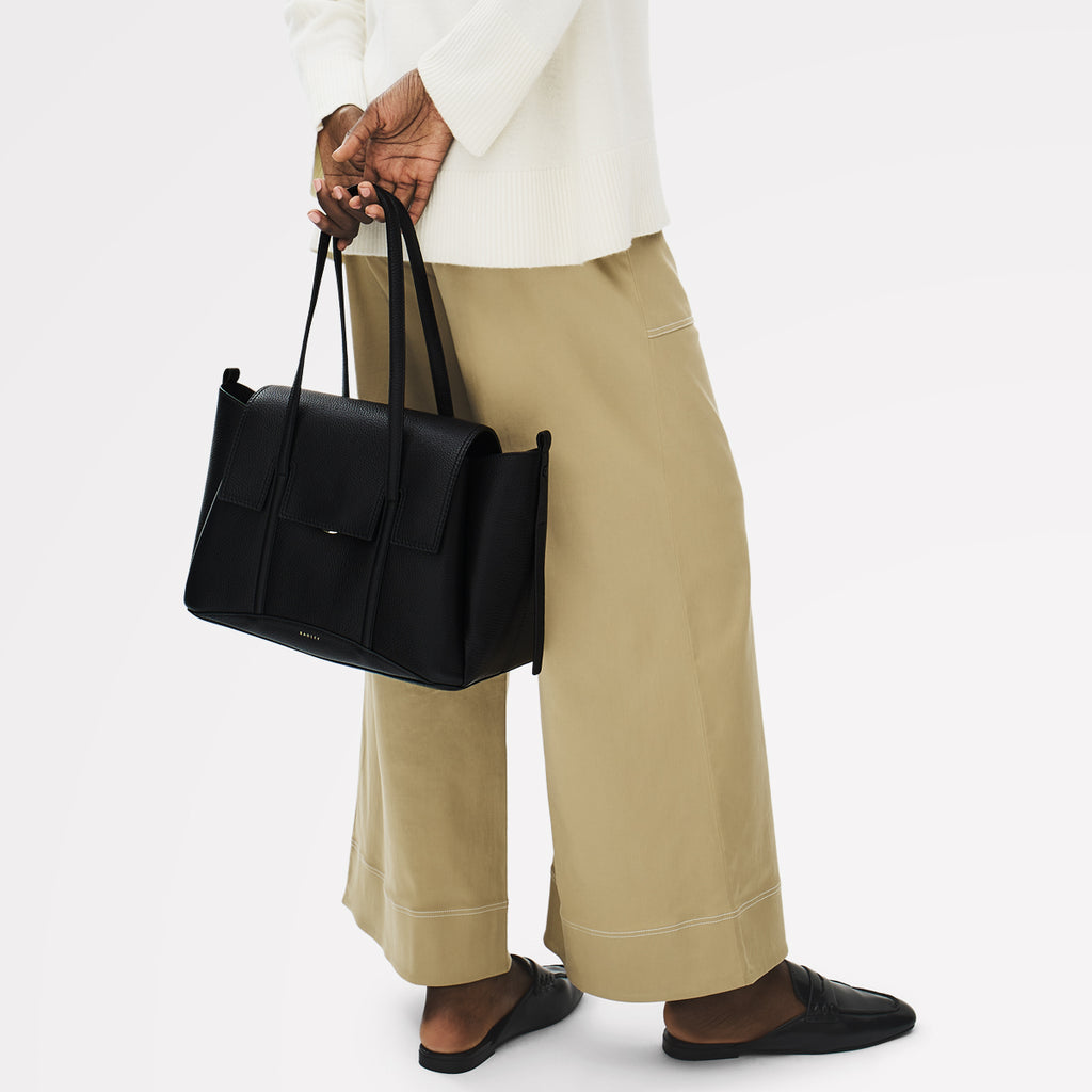 The Chancery - Medium Flapover Shoulder