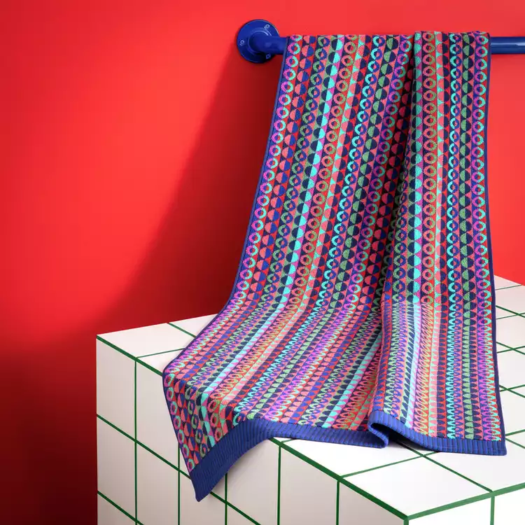 Habitat 60 Ronda Circles Bath Towel by Margo Selby - Multi
