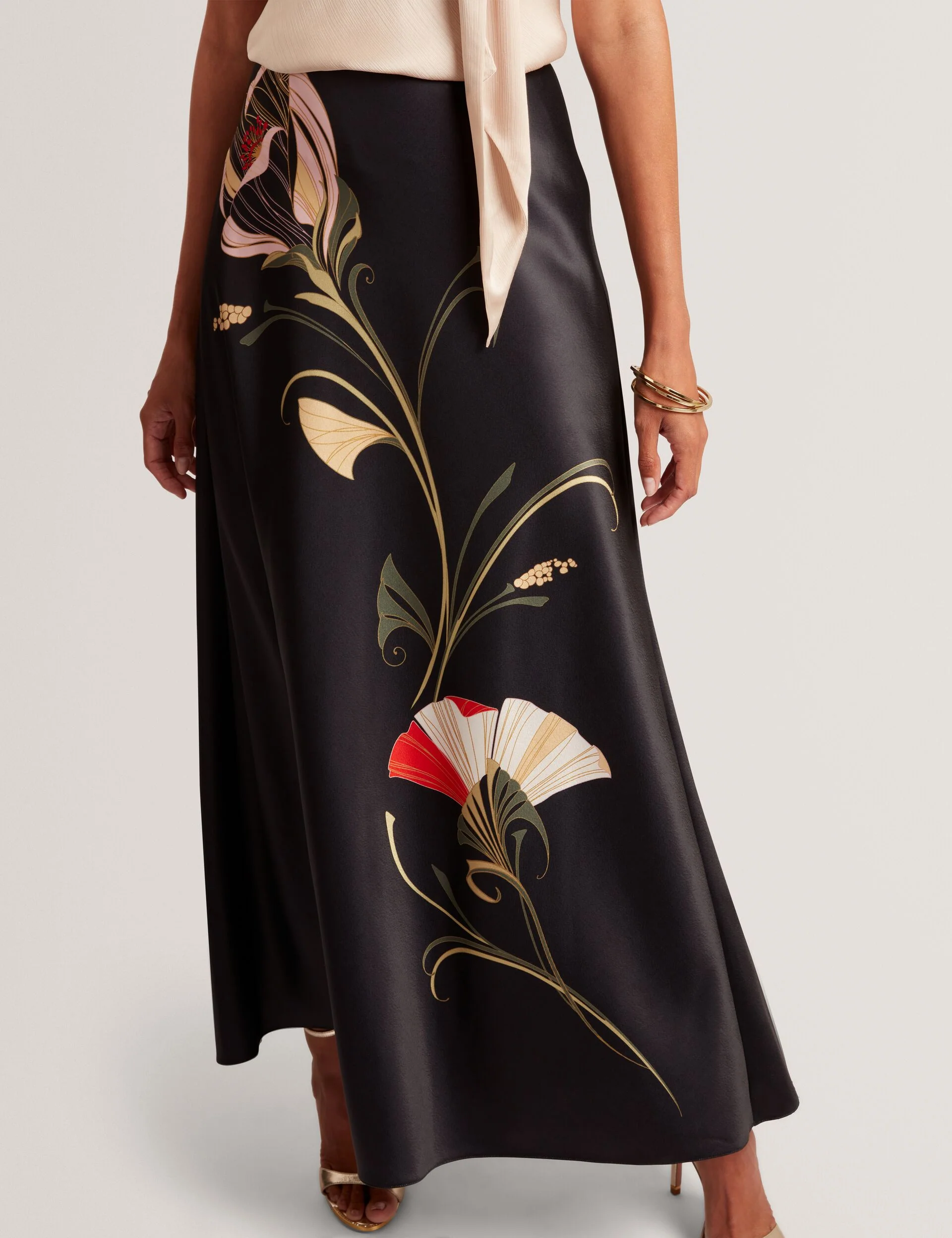SALIRA | BLACK