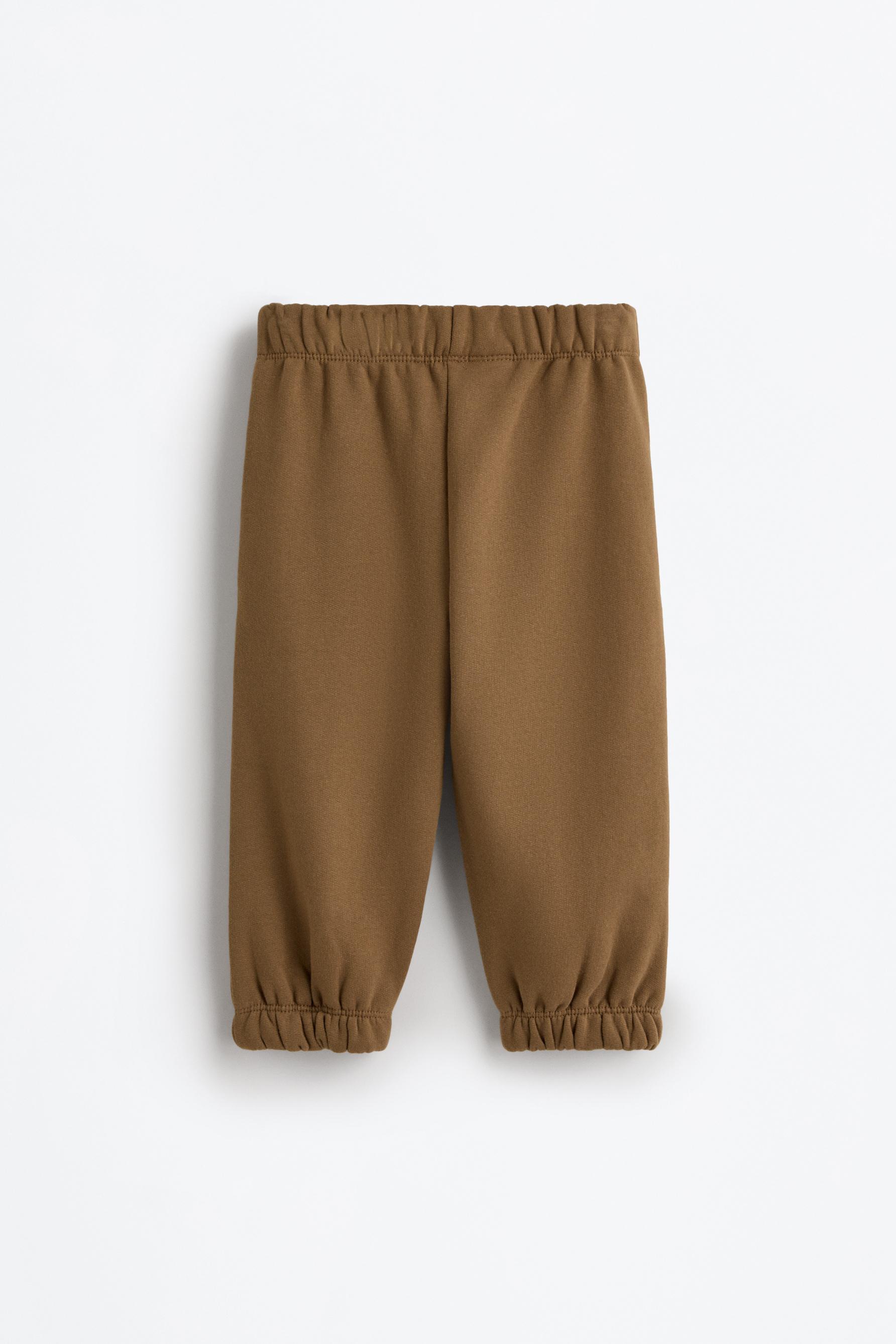 Pantalón jogger bordado