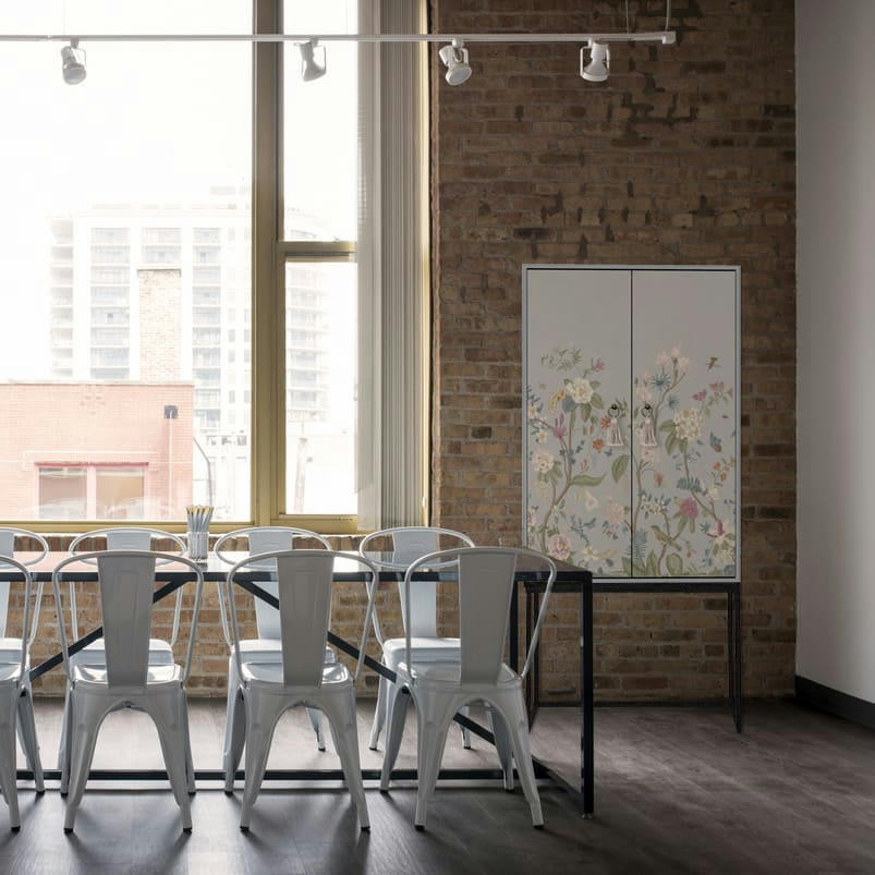 TELMA - Buffet armoire 2 portes en pin massif imprimé floral gris