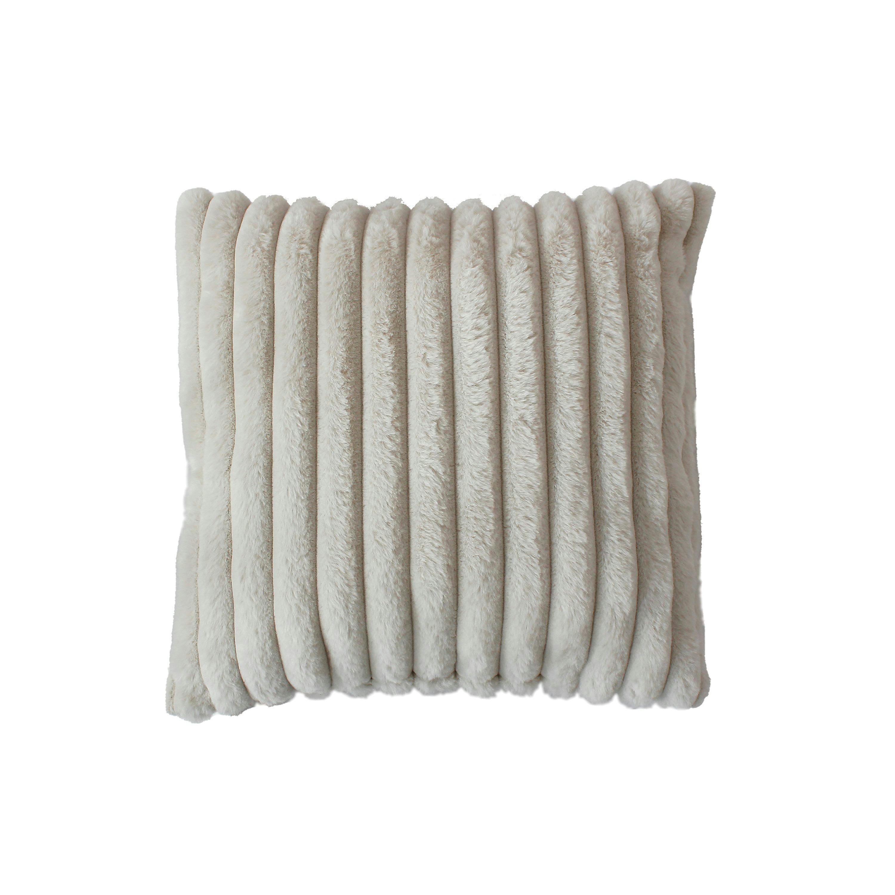 SELA - Coussin sela effet fourrure côtélée 40 x 40 cm beige