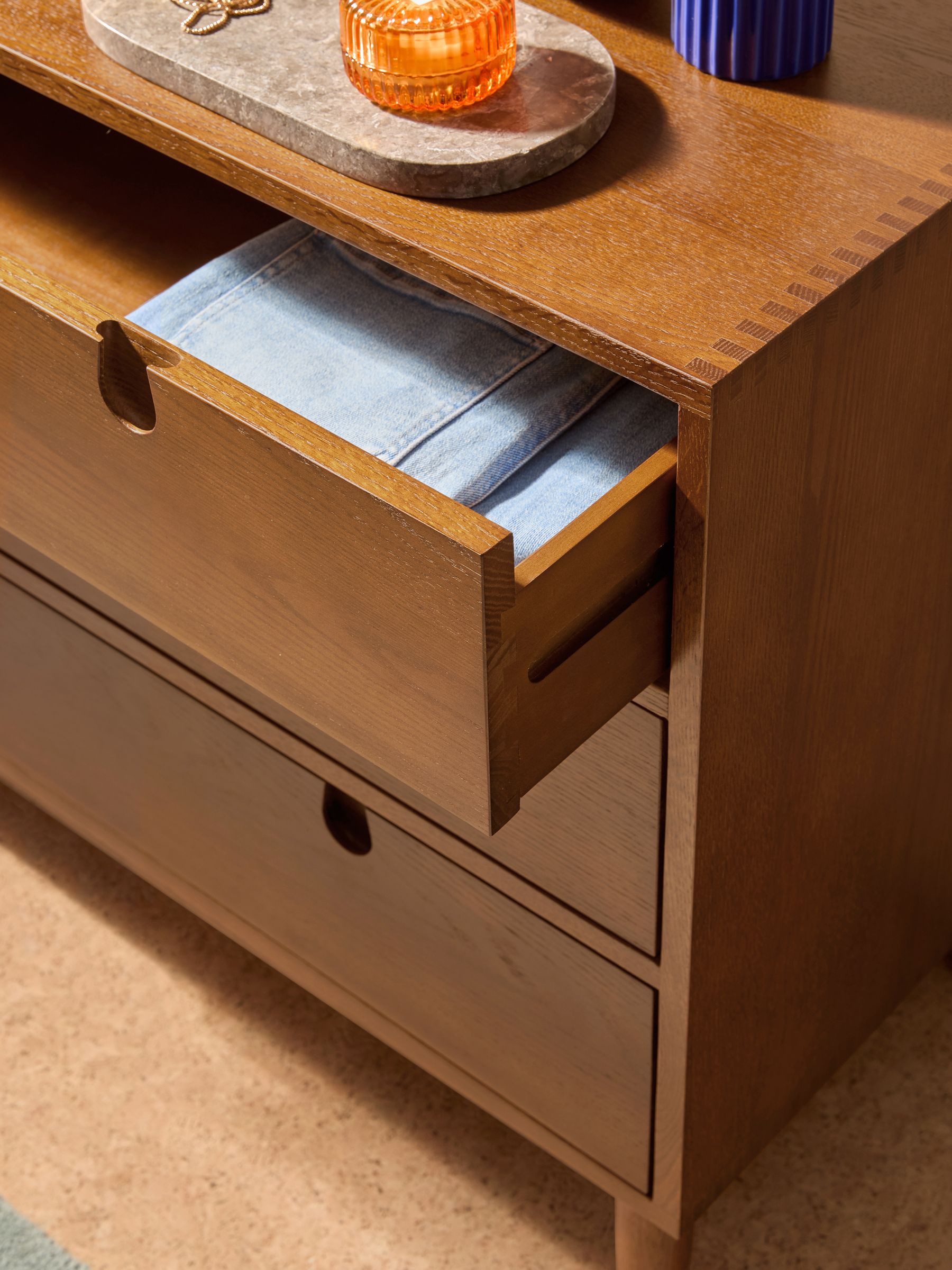 Penn 3 Drawer Chest in Dark Stain Oak
