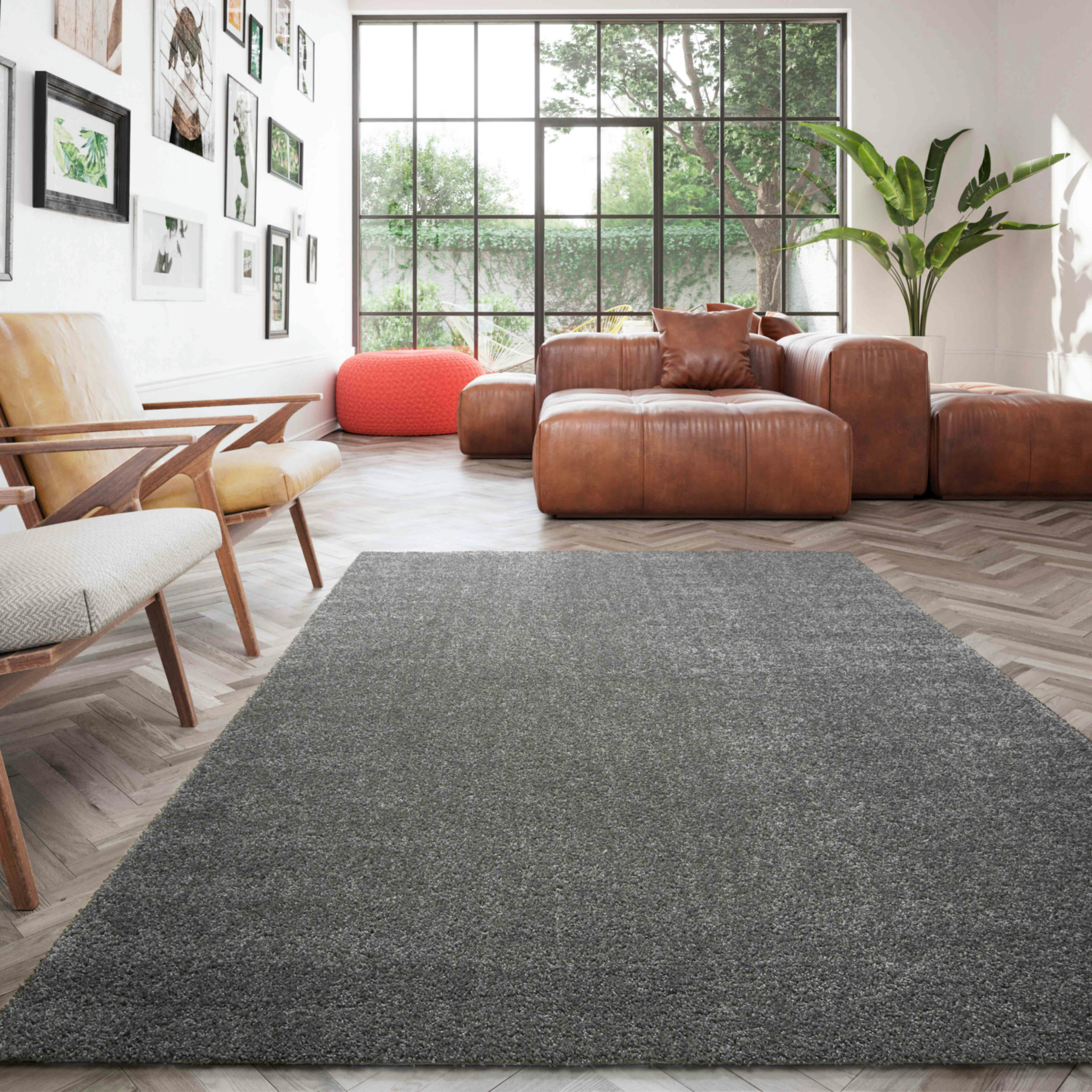 SISU - Tapis uni à poils longs en polypropylène 200 x 290 cm gris