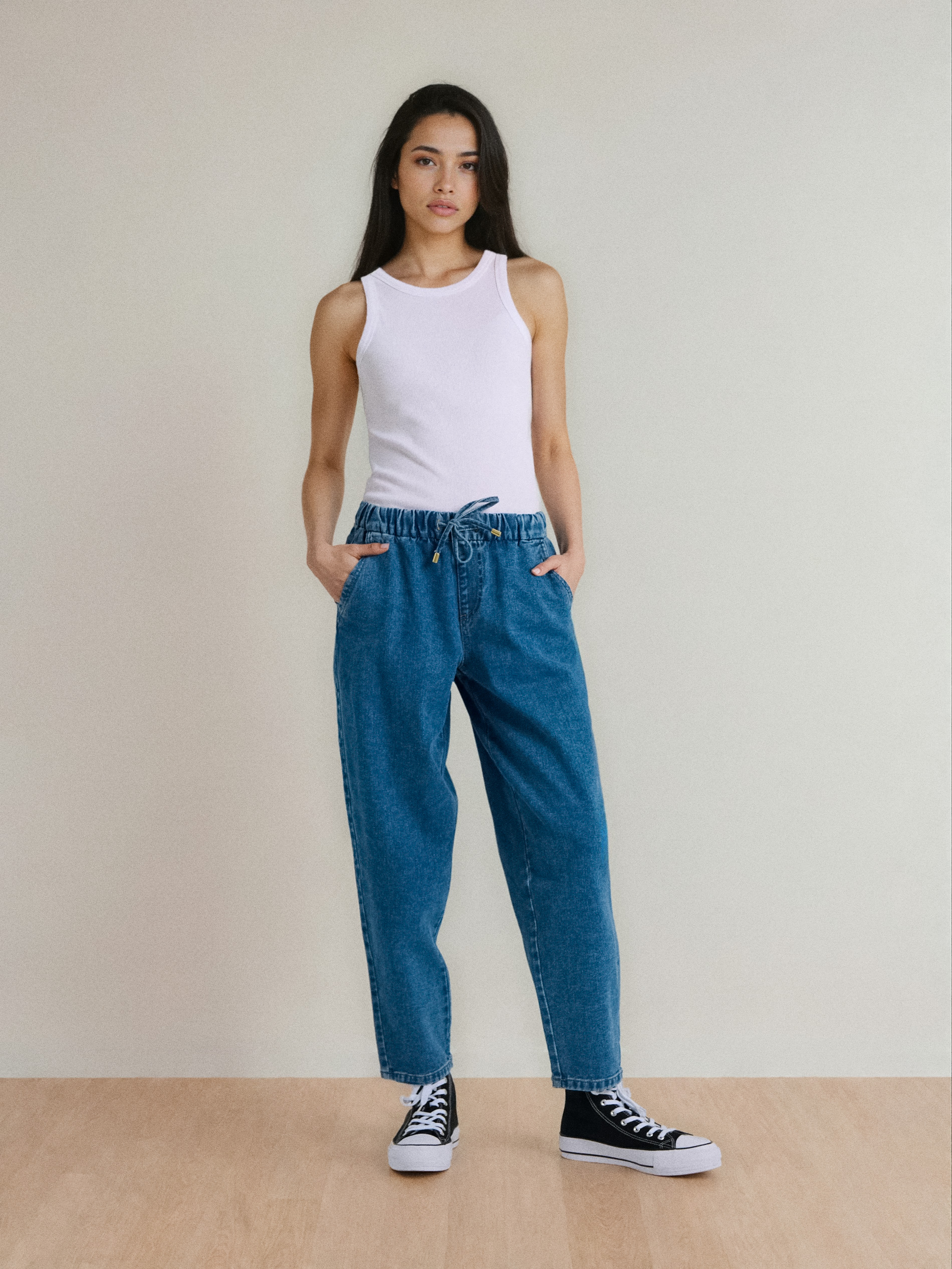 Jeansy jogger balloon z gumką w pasie