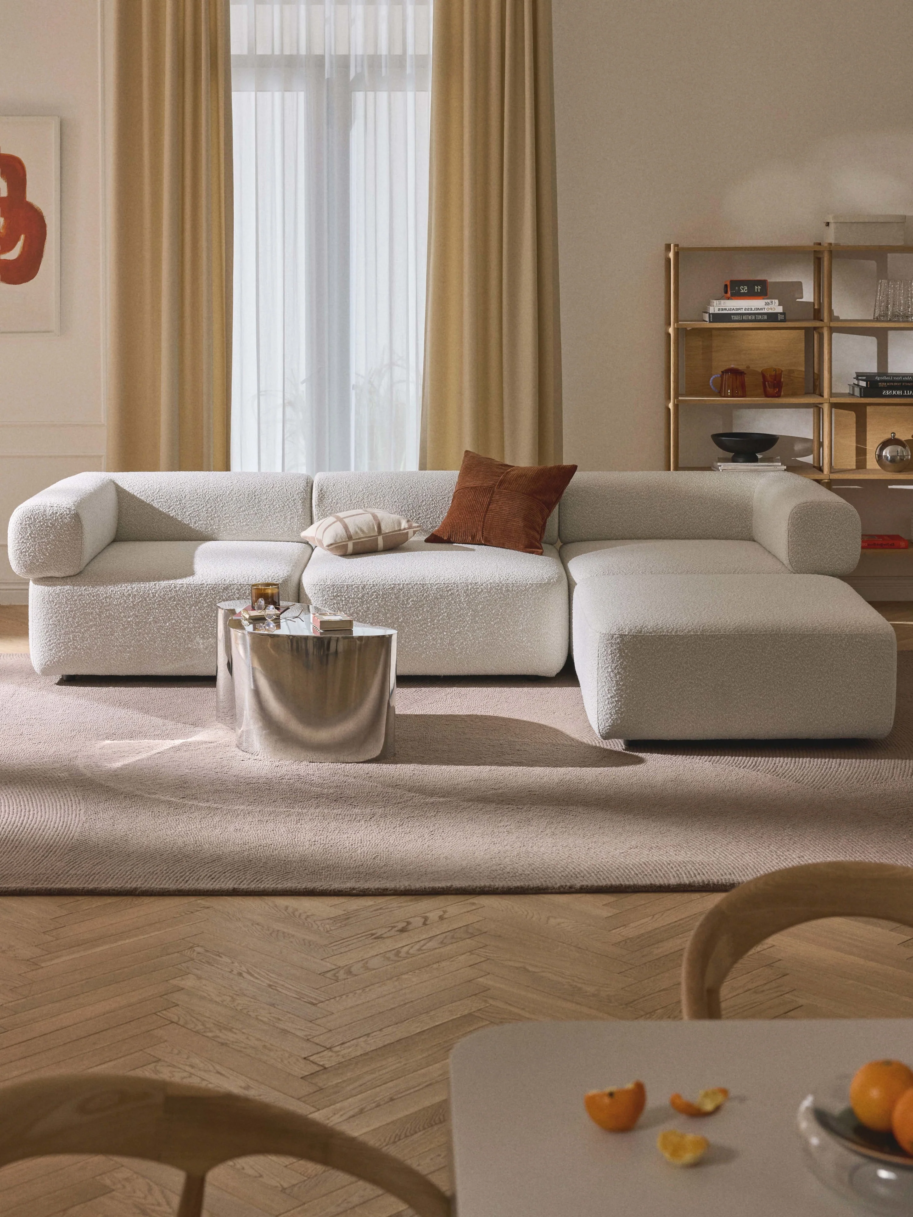 Modulares Bouclé-Sofa Anton (4-Sitzer) mit Hocker (links/rechts)