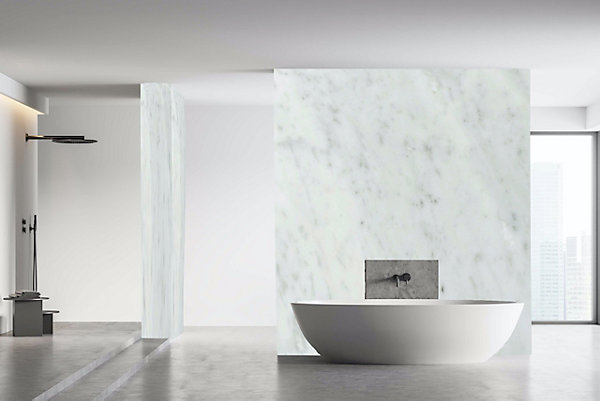 Panneau 2500x900x25 mm en véritable marbre de Carrare sur composite avec un chant revêtu