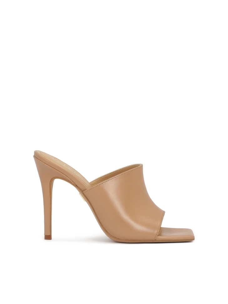 Elegant heeled mules