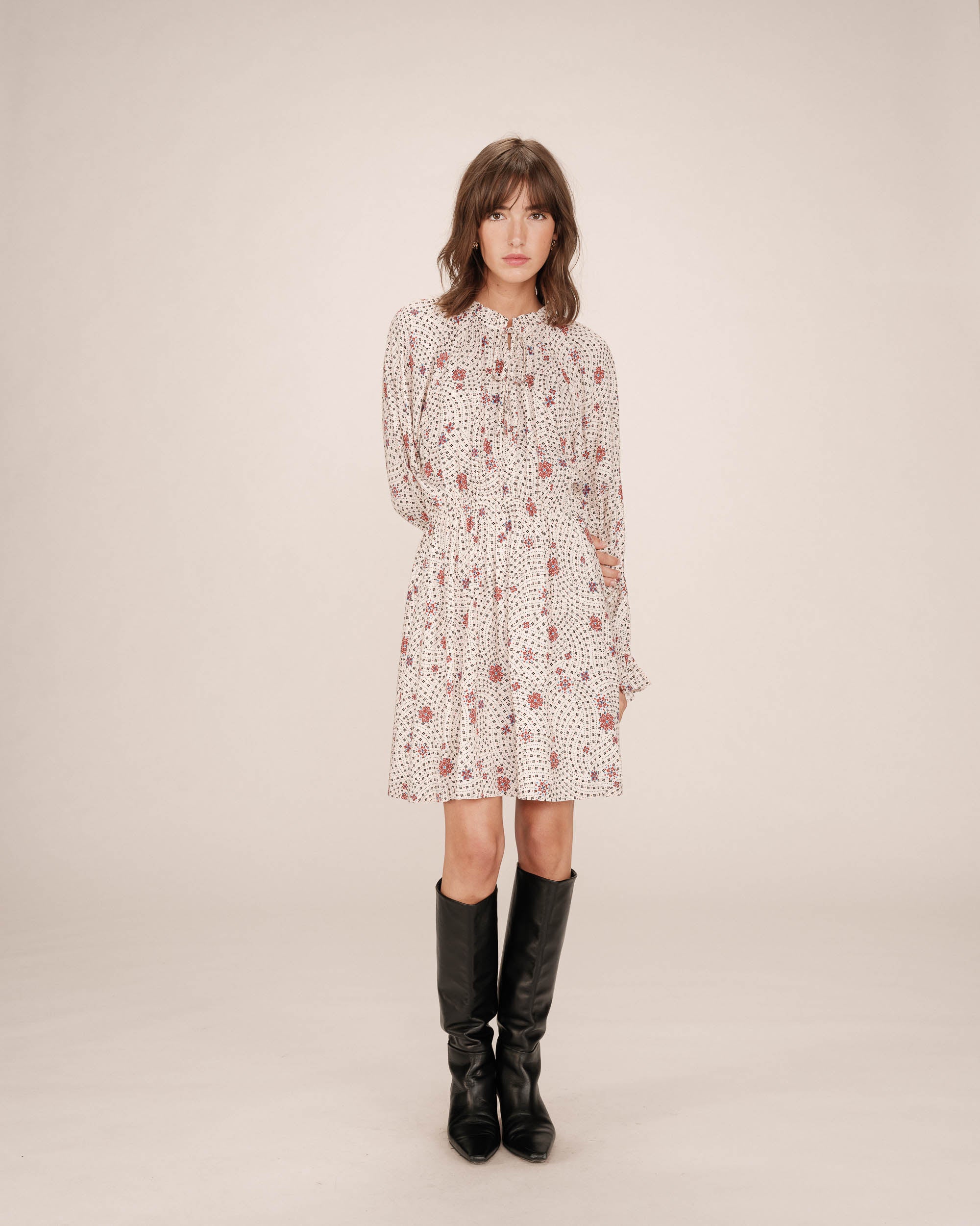 Robe courte ecru Sentimentale