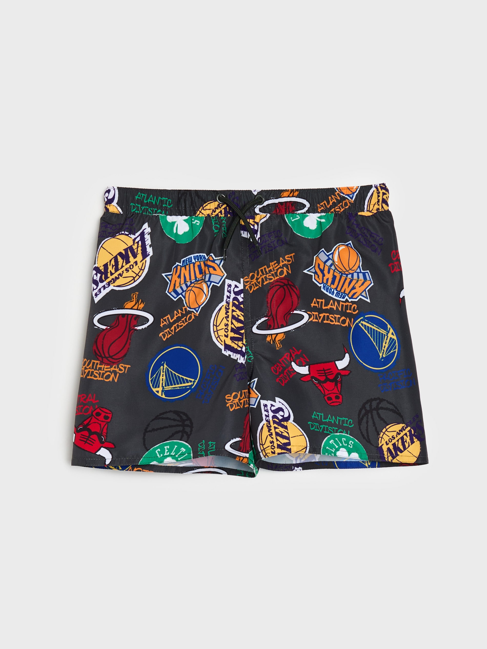 Szorty kąpielowe z nadrukiem drużyn NBA