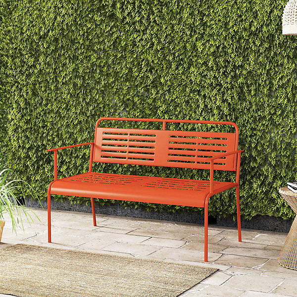 Banc de jardin 2 places design rétro acier assise dossier ajourés dim. 121 x 64 x 84 cm terre battue