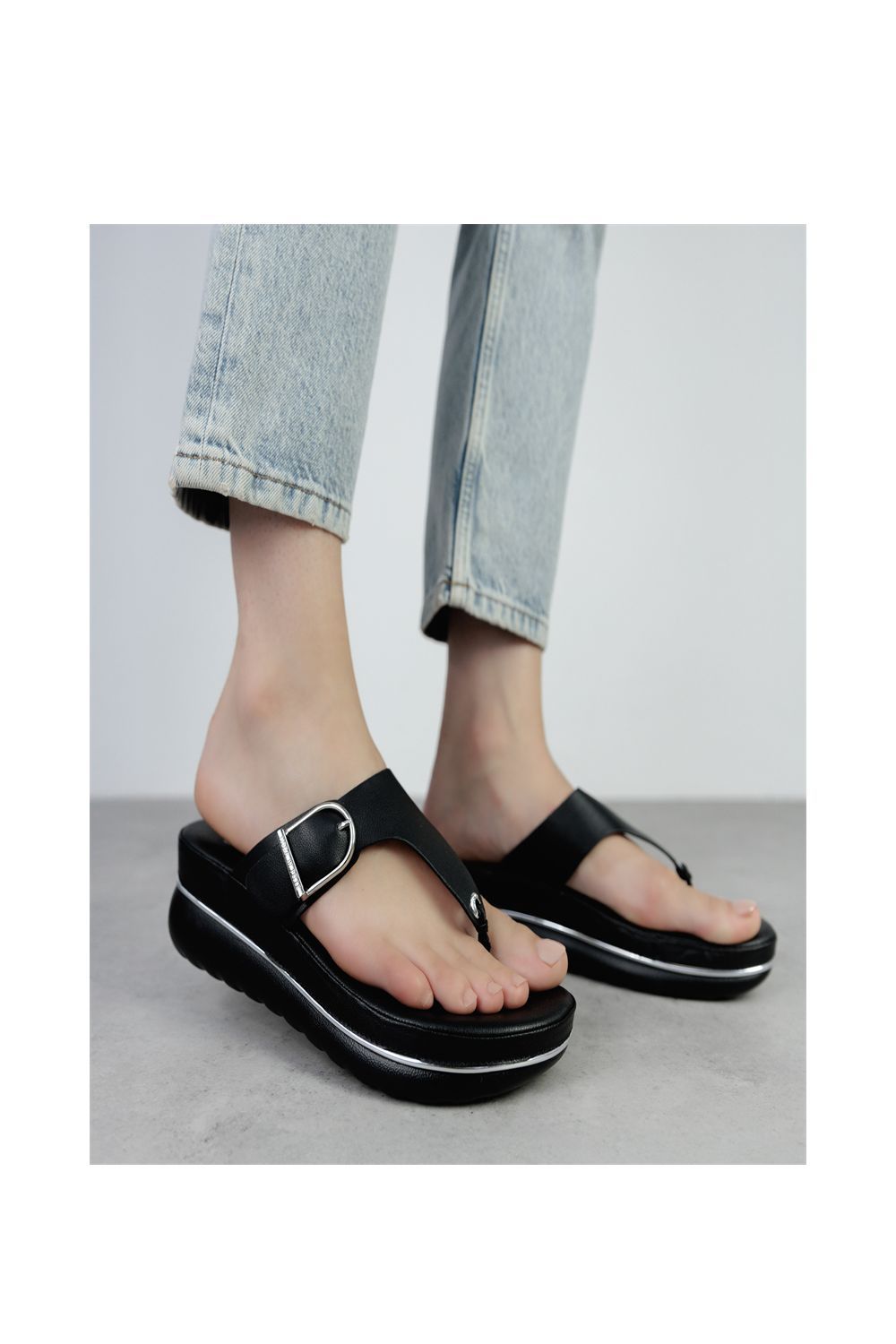 Moda In Pelle Jesse' Metallic Leather Flatforms