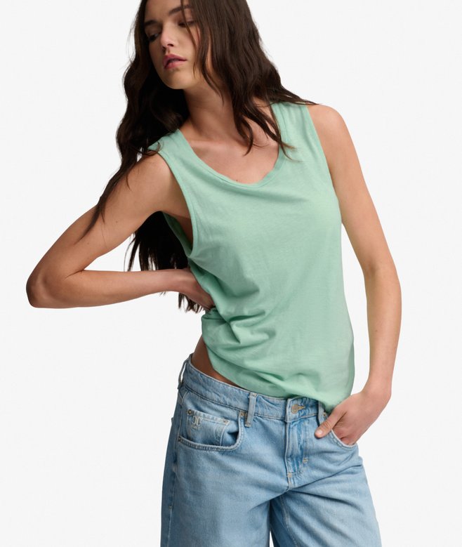 Scoop Neck Tank
