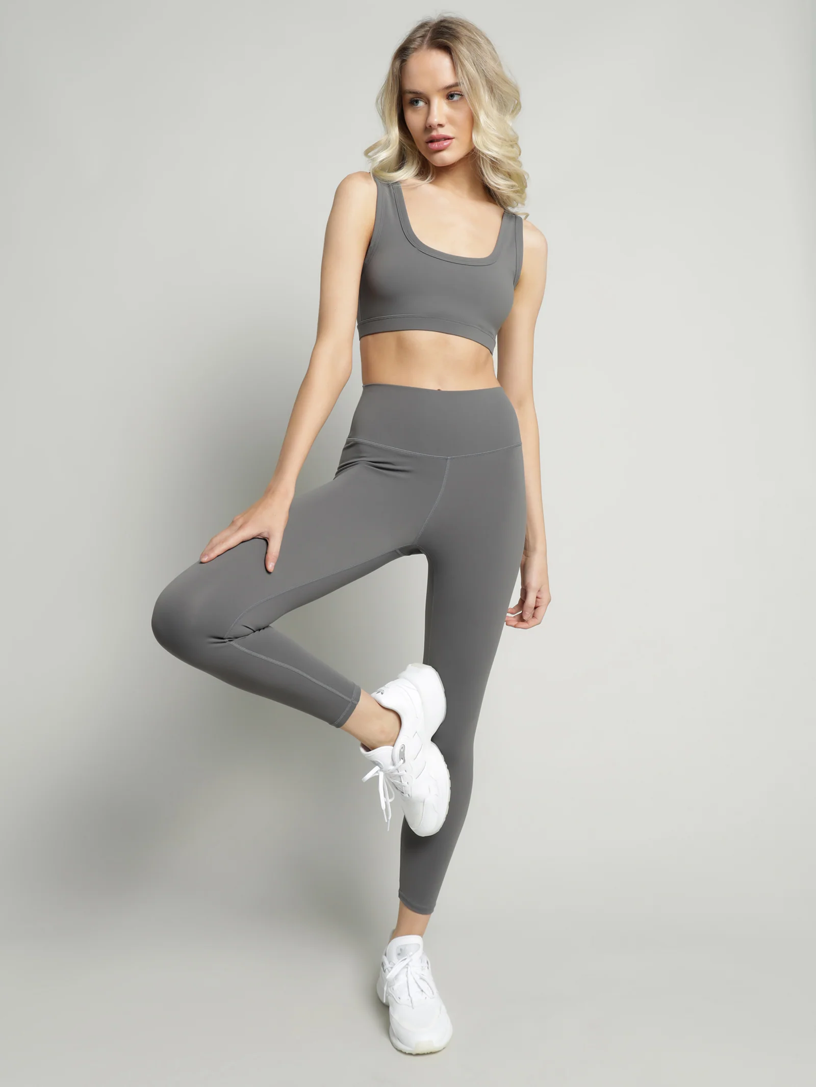 Nude Active High-Rise 7/8 Leggings
