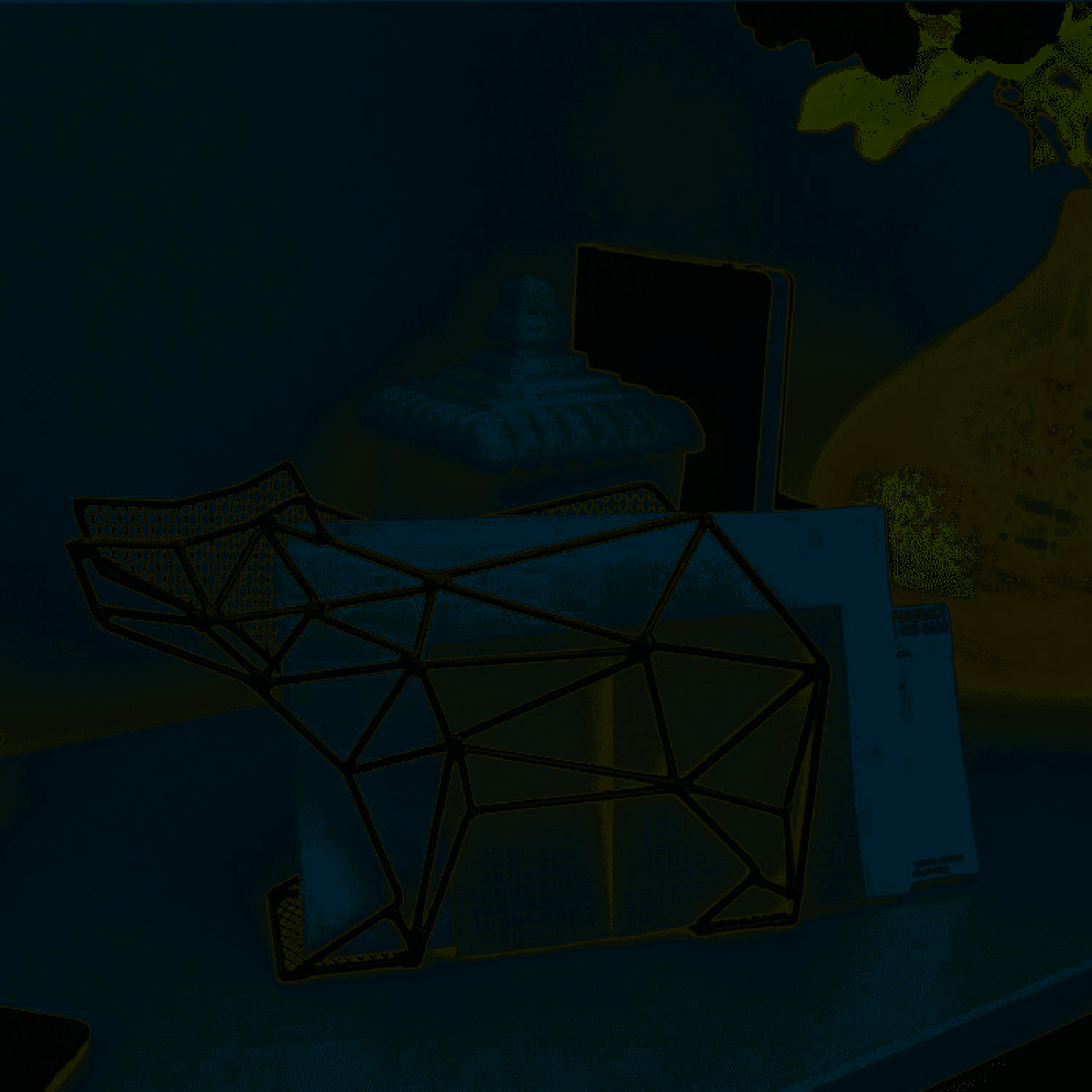 OURS - Porte-courrier métallique mural ours