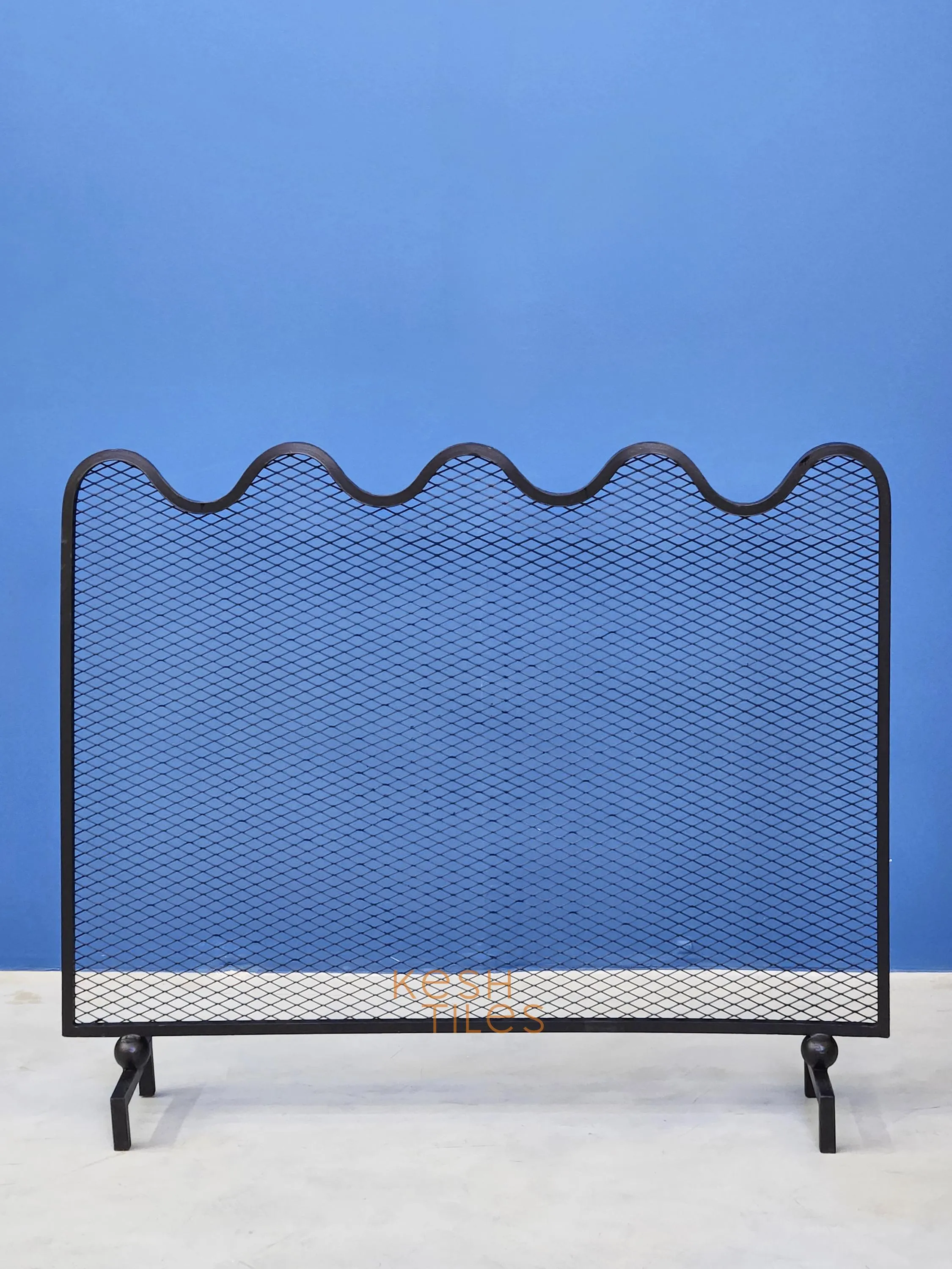 The WAVE FIREPLACE SCREEN
