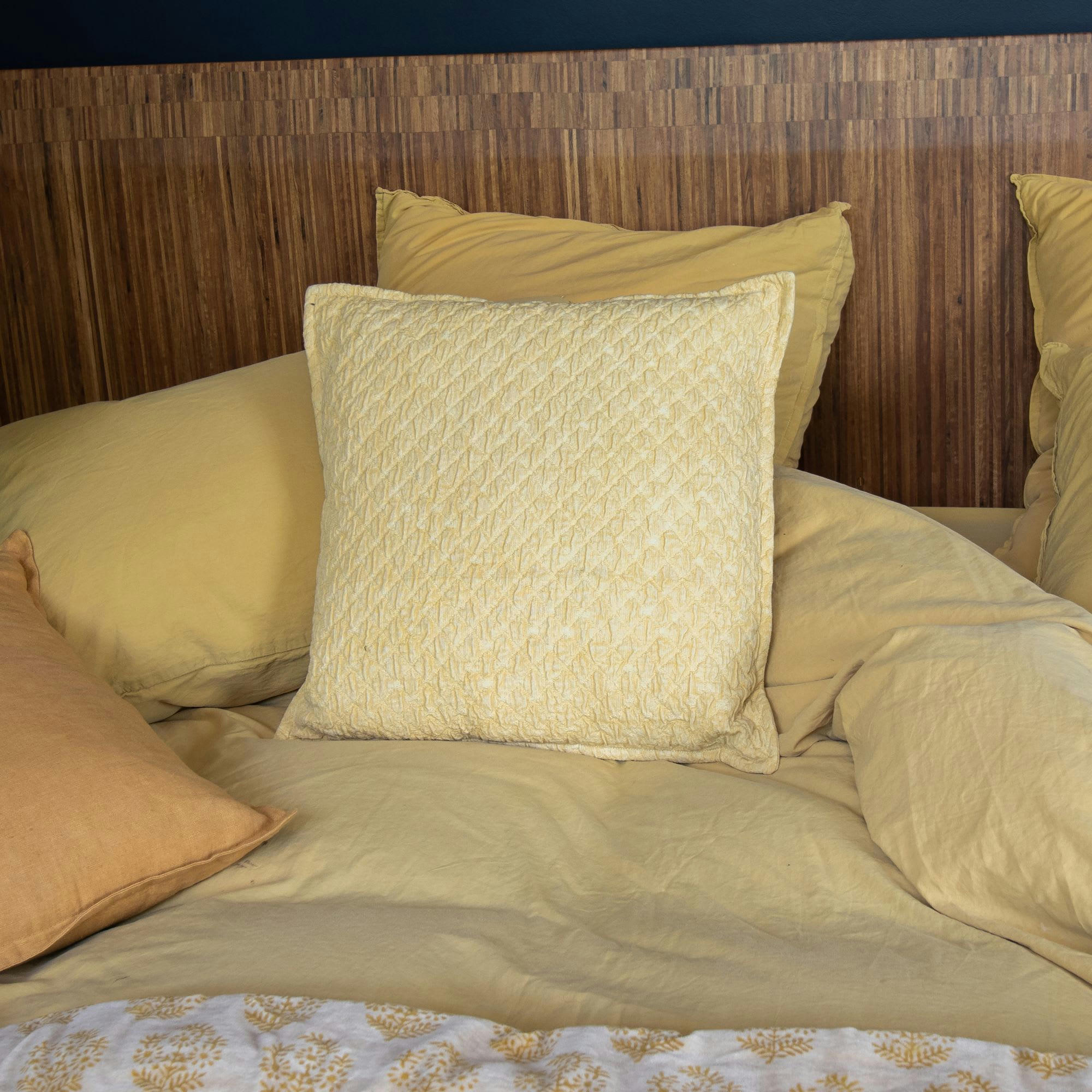 GALI - Coussin en coton à motif jaune 45cm