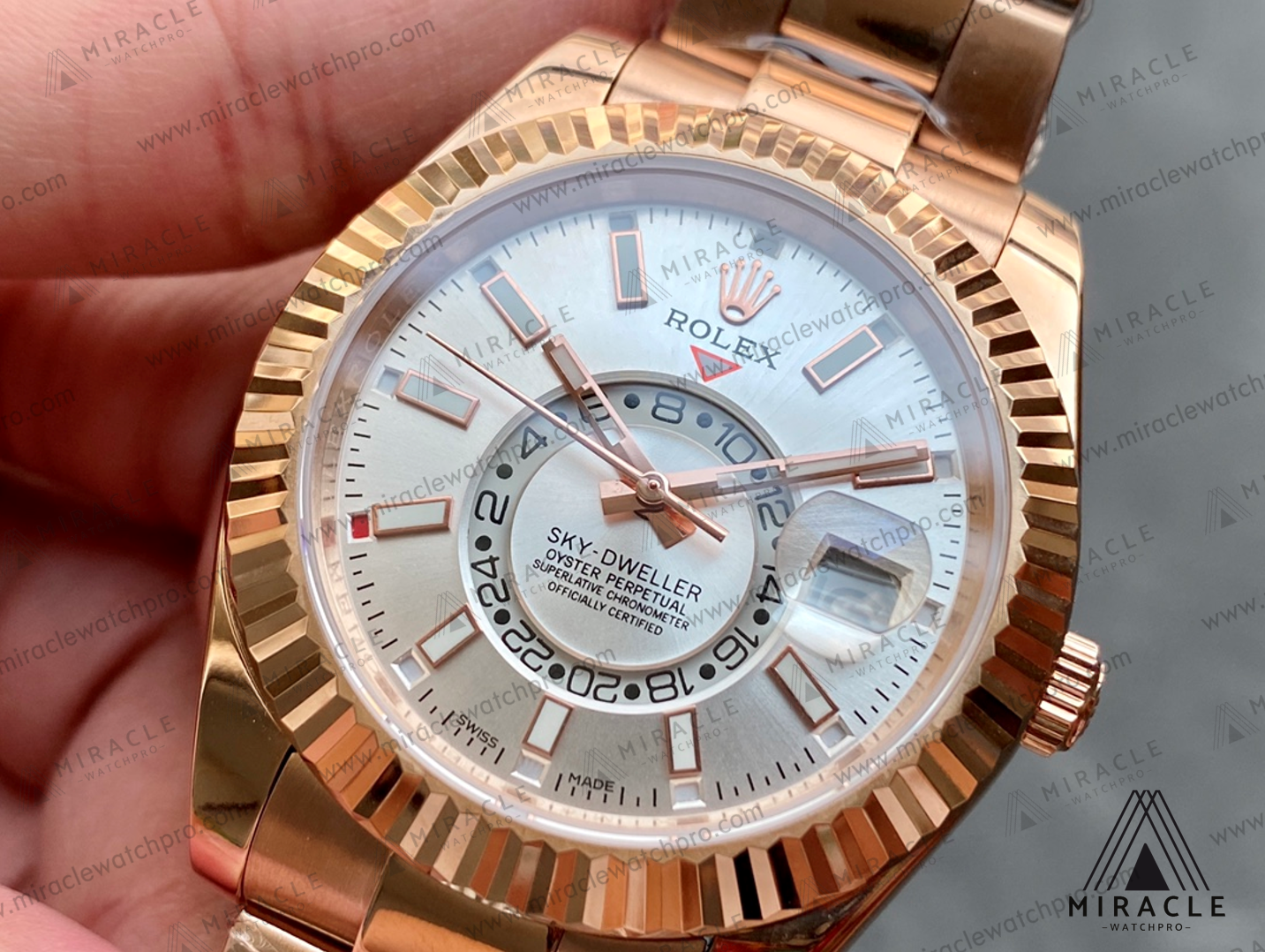 Replica Watch-ROLEX-Sky Dweller-REF.M326935-0005-ELITE CLONE-42MM