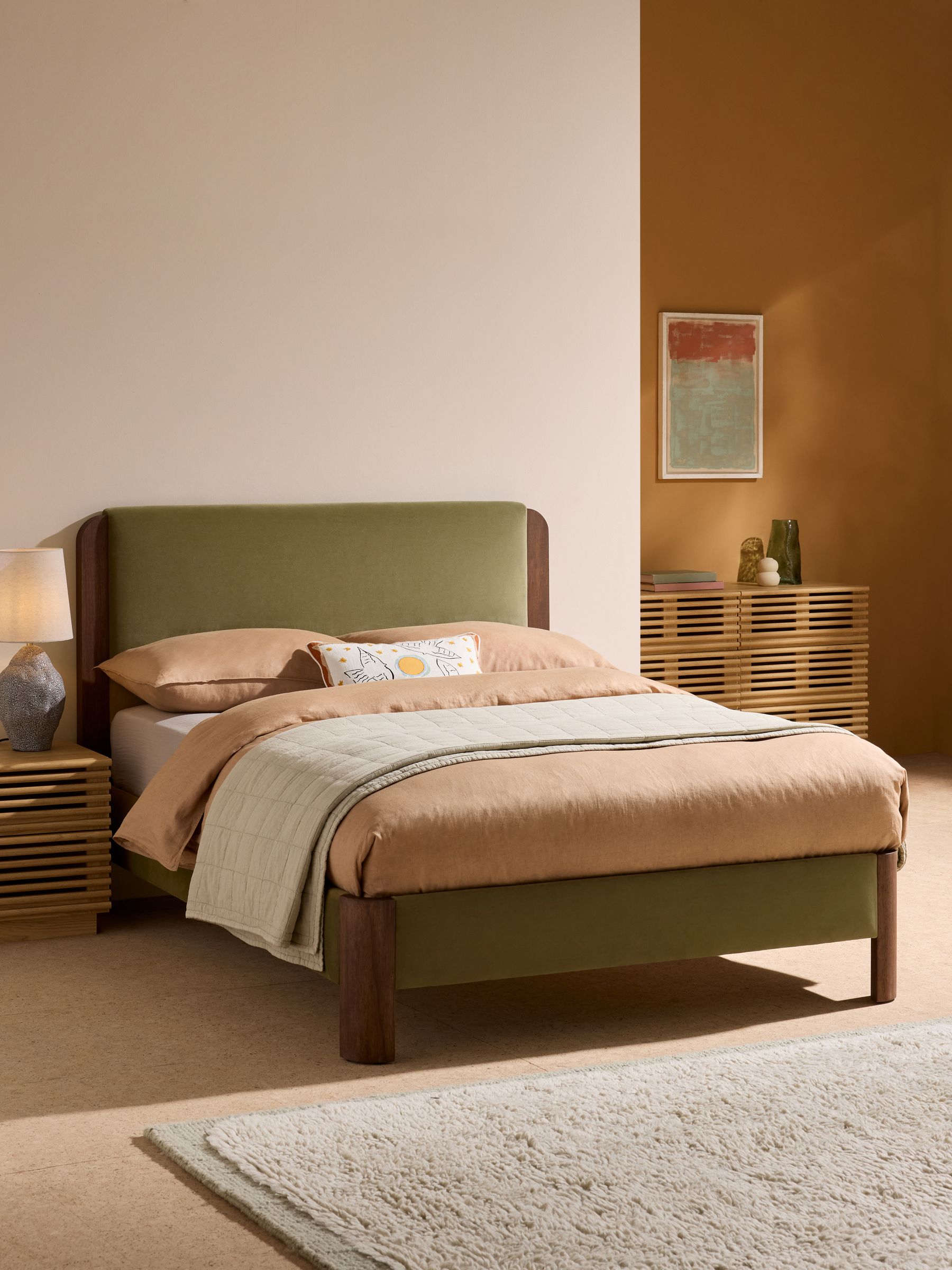 Evander Ottoman Storage Bed in Velvet Fern Green