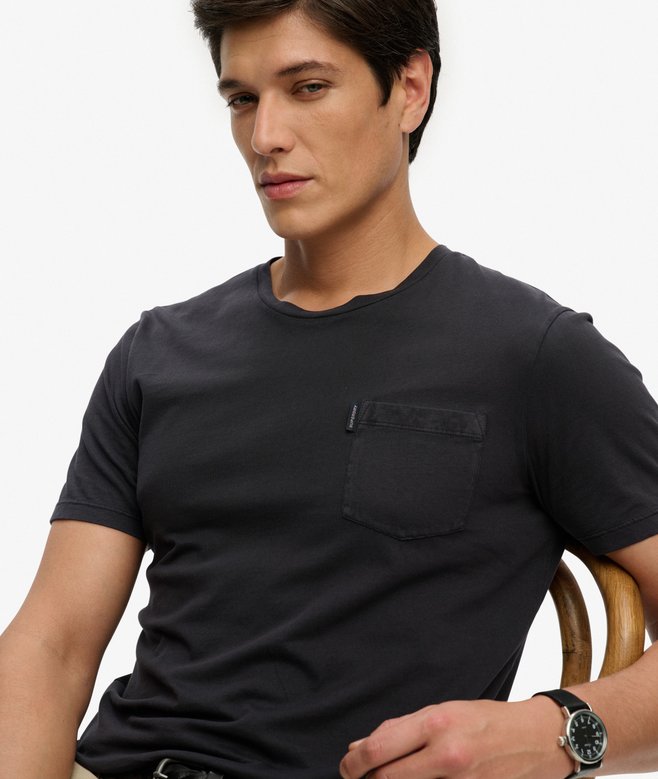 Classic Essential Pocket T-shirt