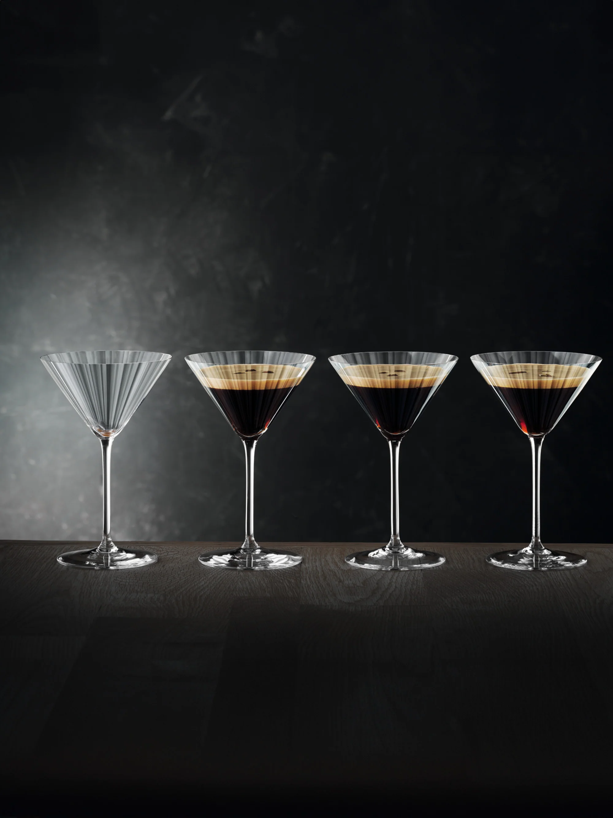 Kristall-Espresso-Martini-Gläser Lifestyle, 4er-Set