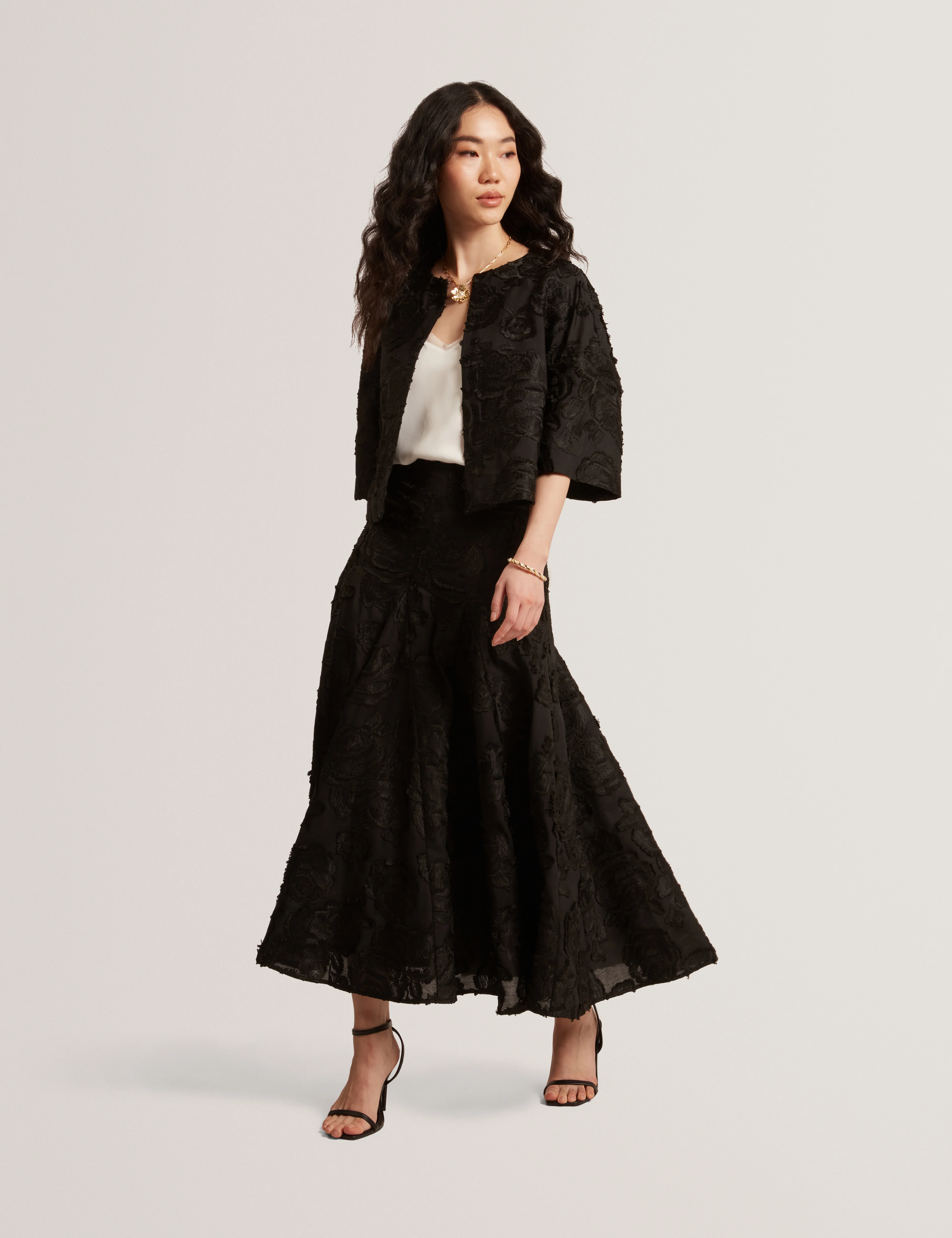 ECCRINA | BLACK