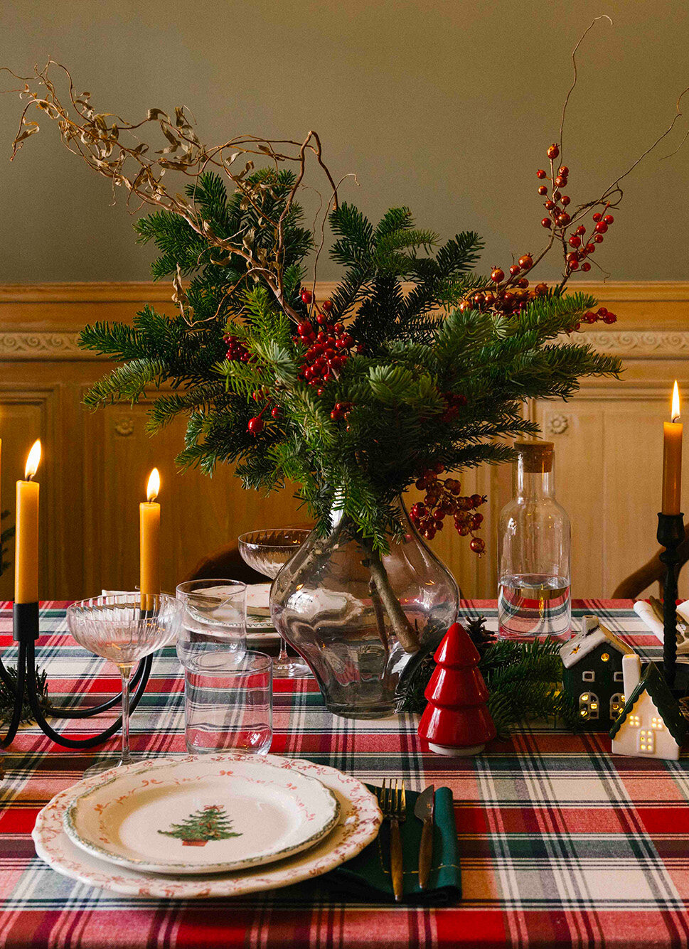 VASE EN VERRE BOMBÉ TRANSPARENT/LISERET DORE